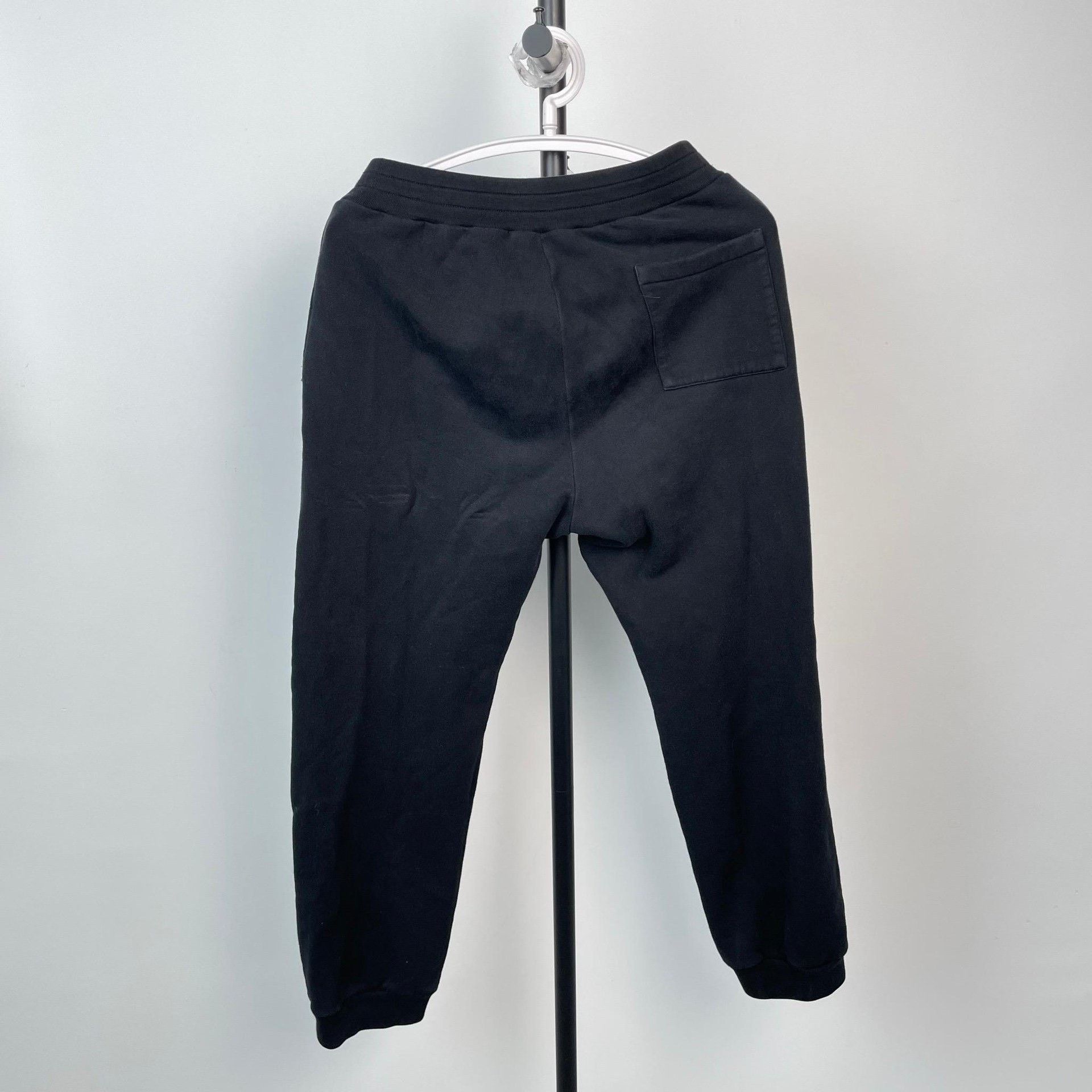 Louis Vuitton Louis Vuitton Black Sweatpants S Men Size US 30 / EU 46 - 3 Thumbnail