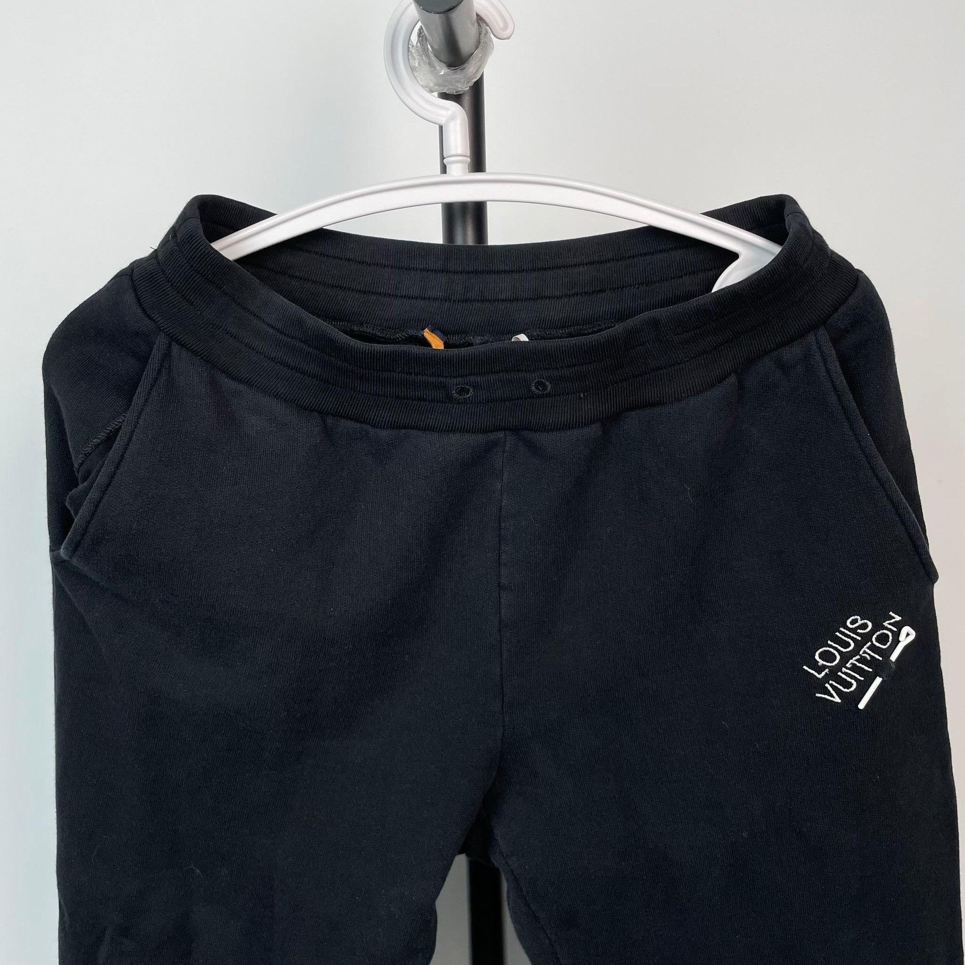 Louis Vuitton Louis Vuitton Black Sweatpants S Men Size US 30 / EU 46 - 4 Thumbnail