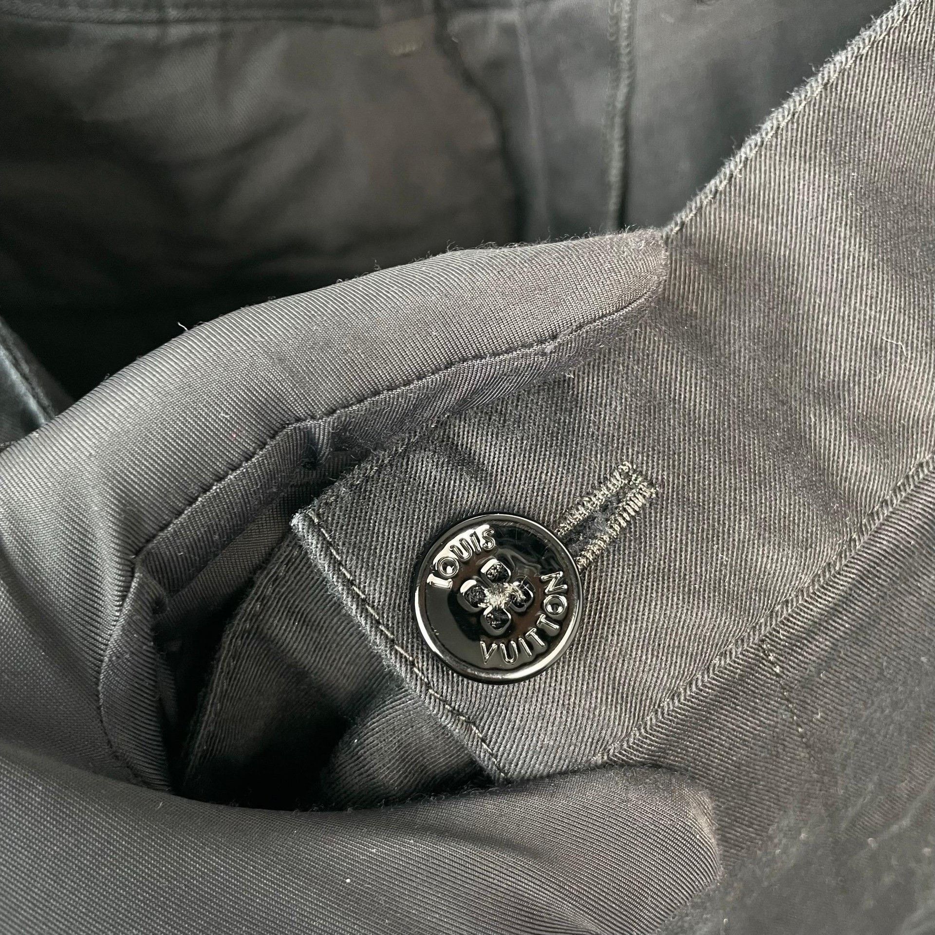 Louis Vuitton Louis Vuitton Casual Pants S Men Size US 30 / EU 46 - 5 Thumbnail