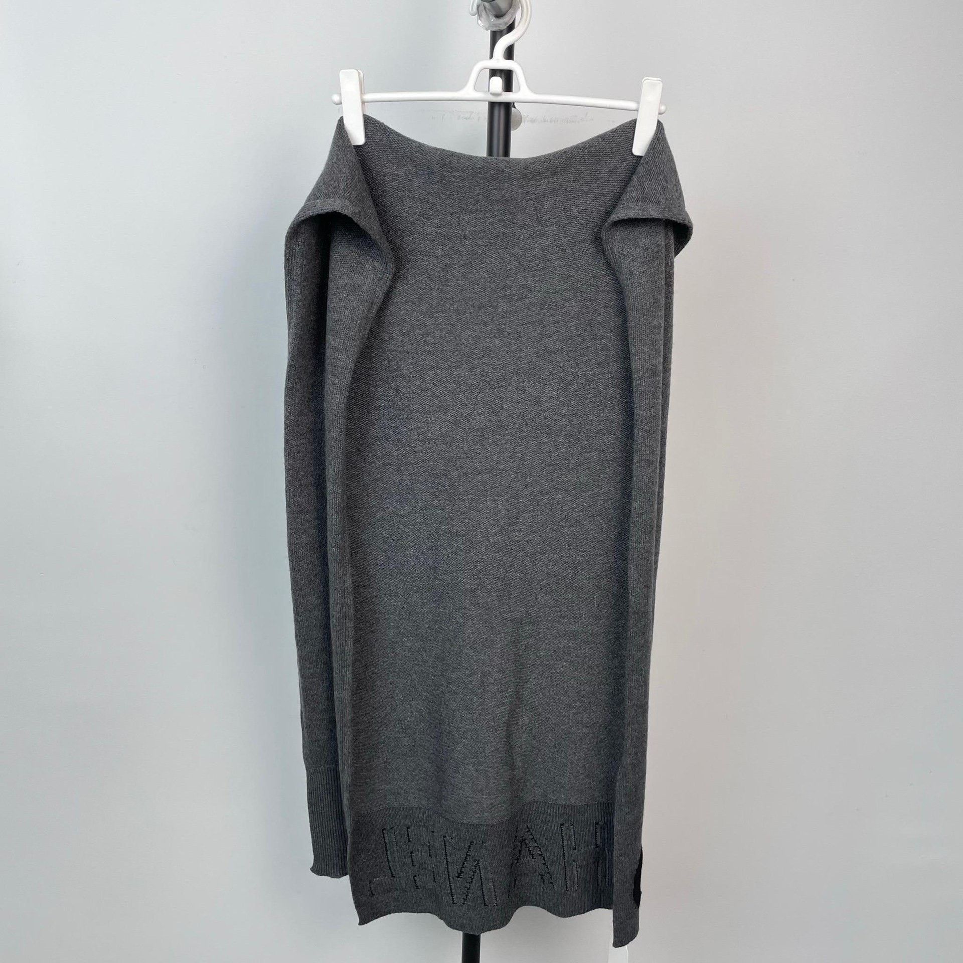 Chanel Chanel Gray Scarf L Men Size ONE SIZE - 3 Thumbnail