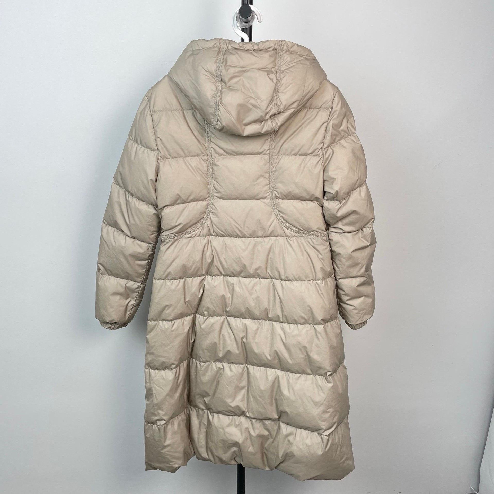 Moncler Moncler Down Long Beige Down Jacket S Women Size S / US 4 / IT 40 - 2 Thumbnail