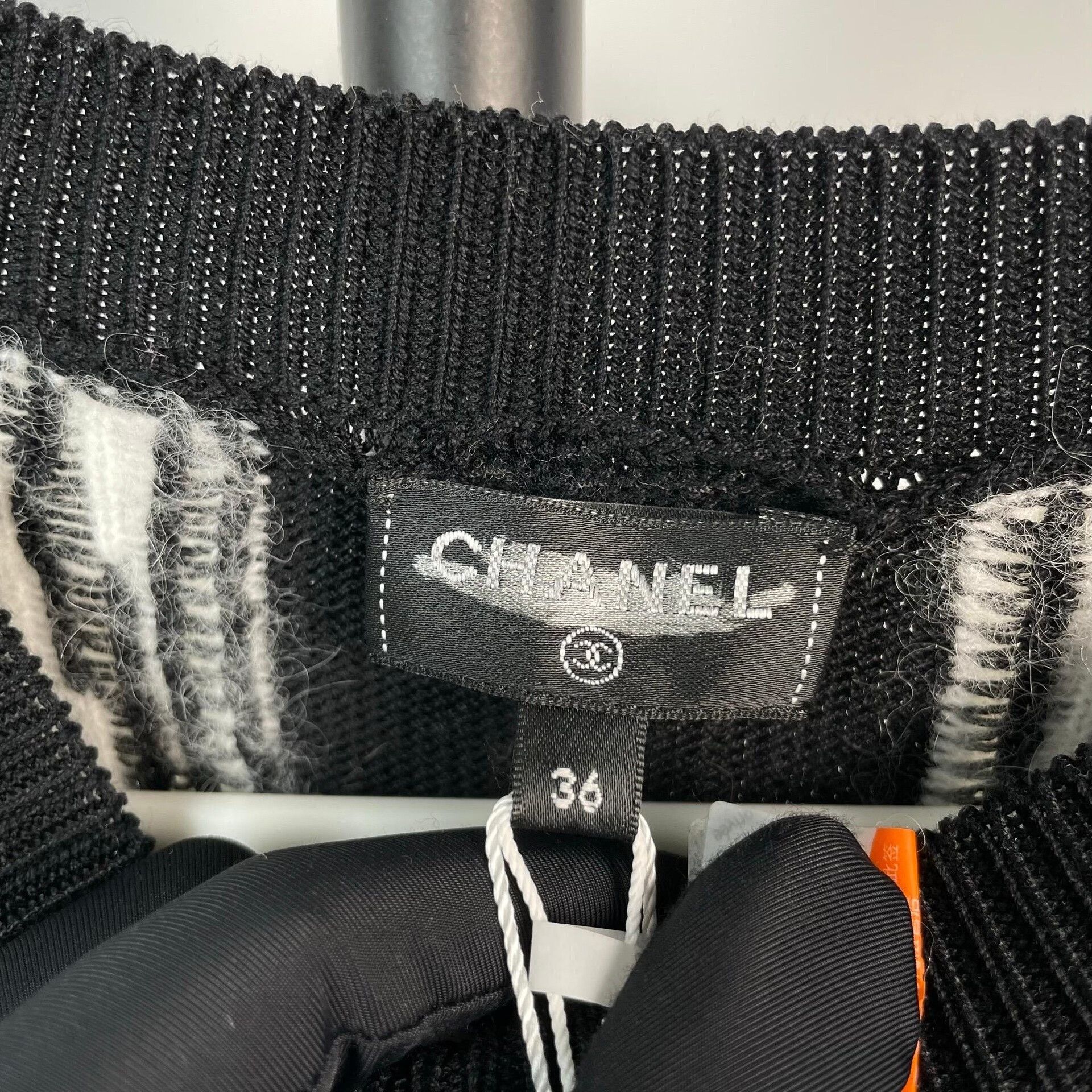 Chanel Chanel Sweater 22 Women Size XS / US 0-2 / IT 36-38 - 4 Thumbnail