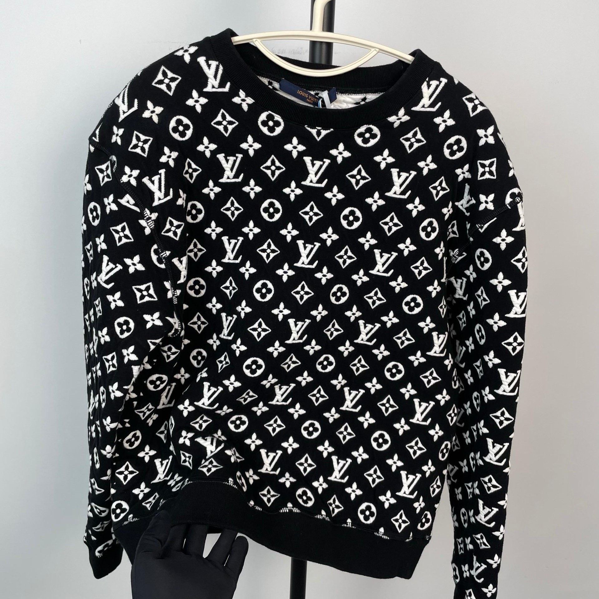 Louis Vuitton Louis Vuitton Black Hoodie XS Men Size US XS / EU 42 / 0 - 3 Thumbnail