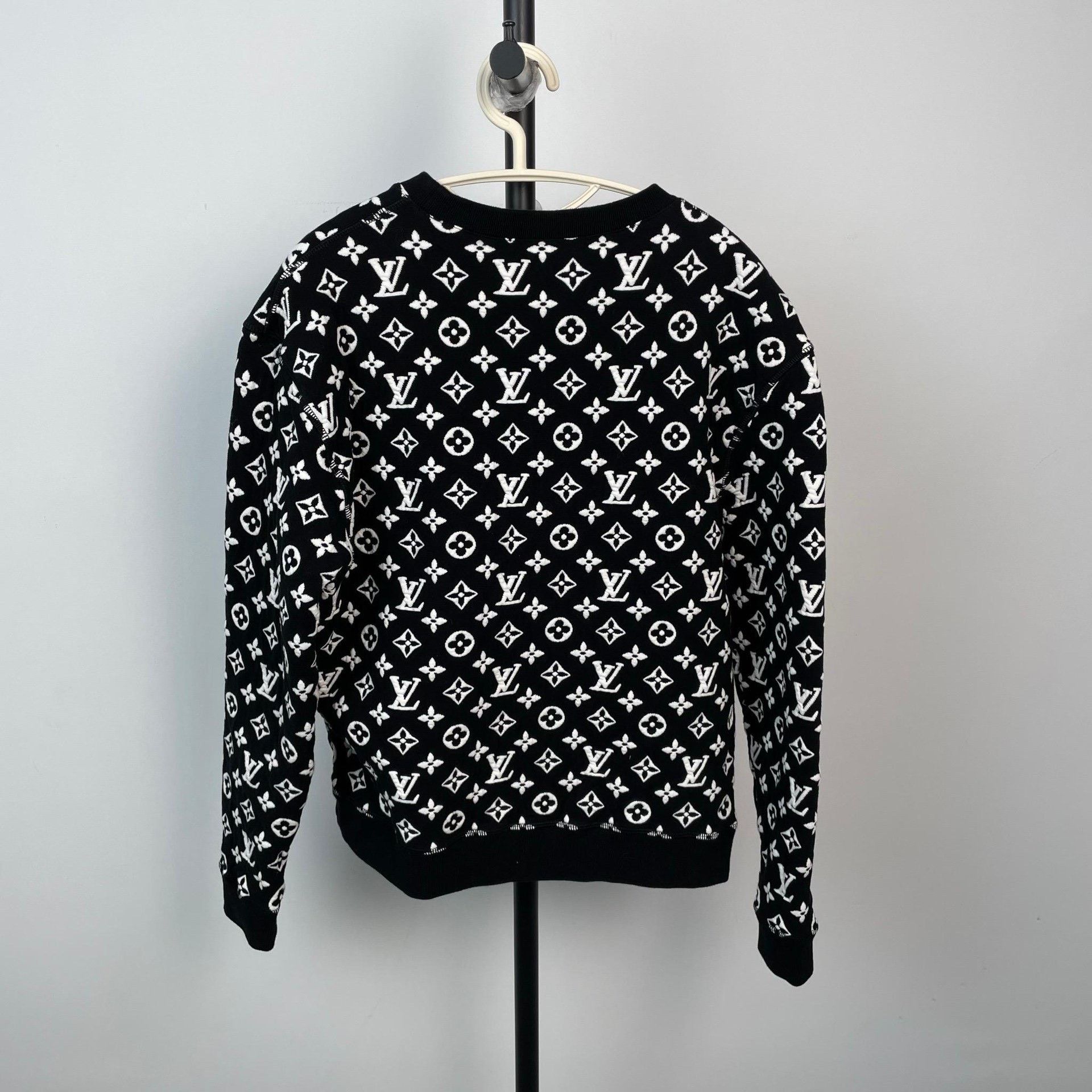 Louis Vuitton Louis Vuitton Black Hoodie XS Men Size US XS / EU 42 / 0 - 2 Thumbnail