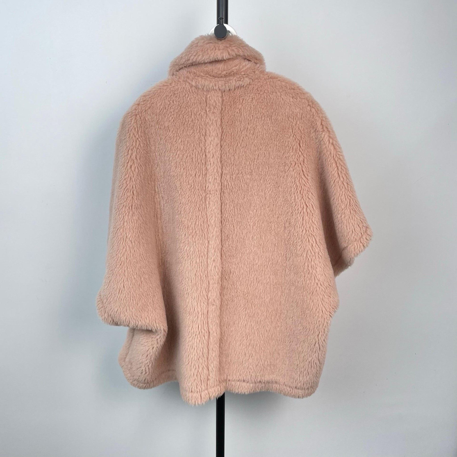 Max Mara Max Mara Pink Coat XS Women Size XS / US 0-2 / IT 36-38 - 2 Thumbnail
