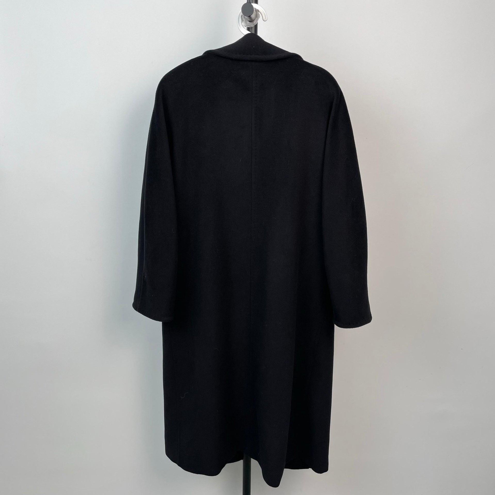 Max Mara Max Mara Black Coat 34 Women Size XS / US 0-2 / IT 36-38 - 2 Thumbnail