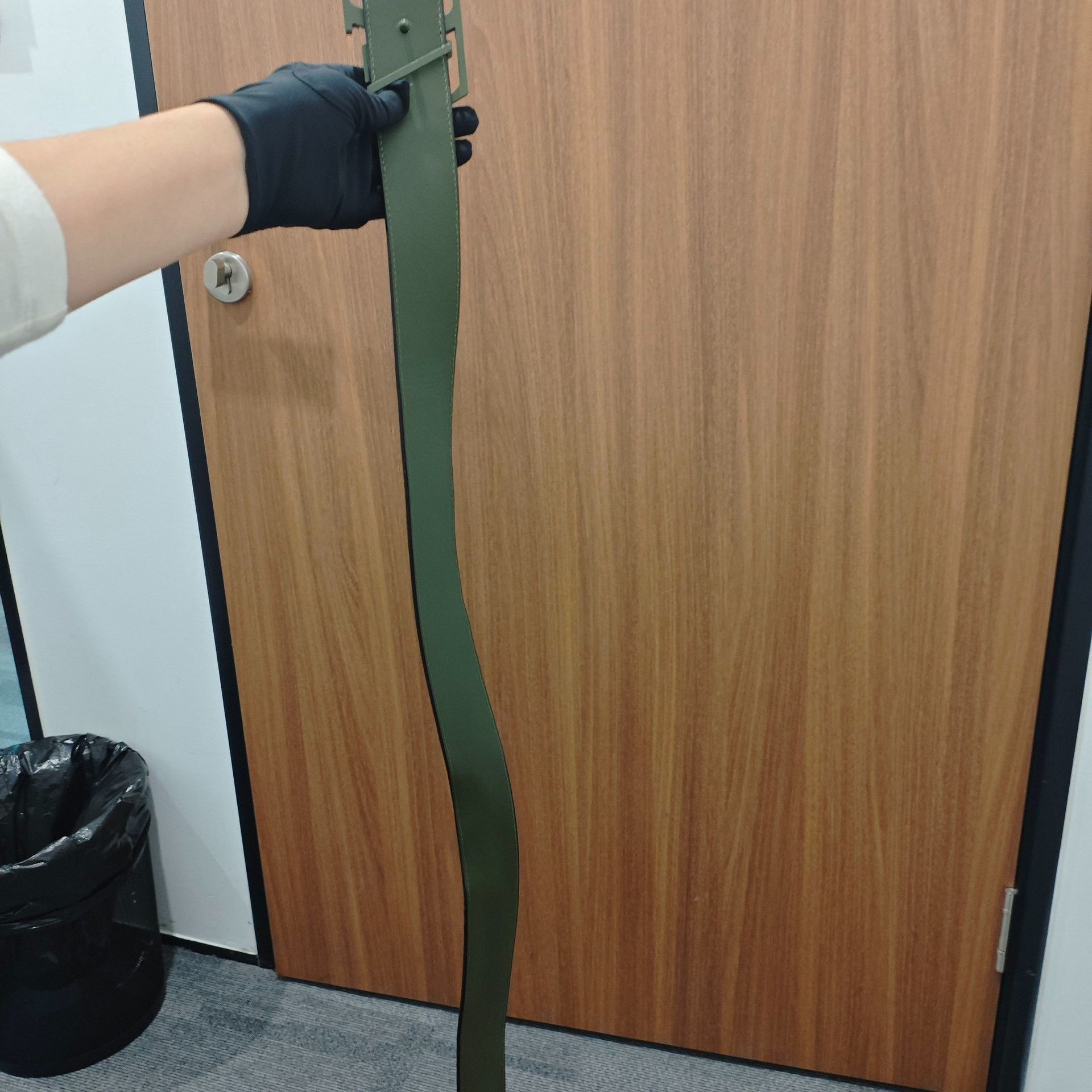 Louis Vuitton Louis Vuitton Green Belt XS Men Size ONE SIZE - 3 Thumbnail