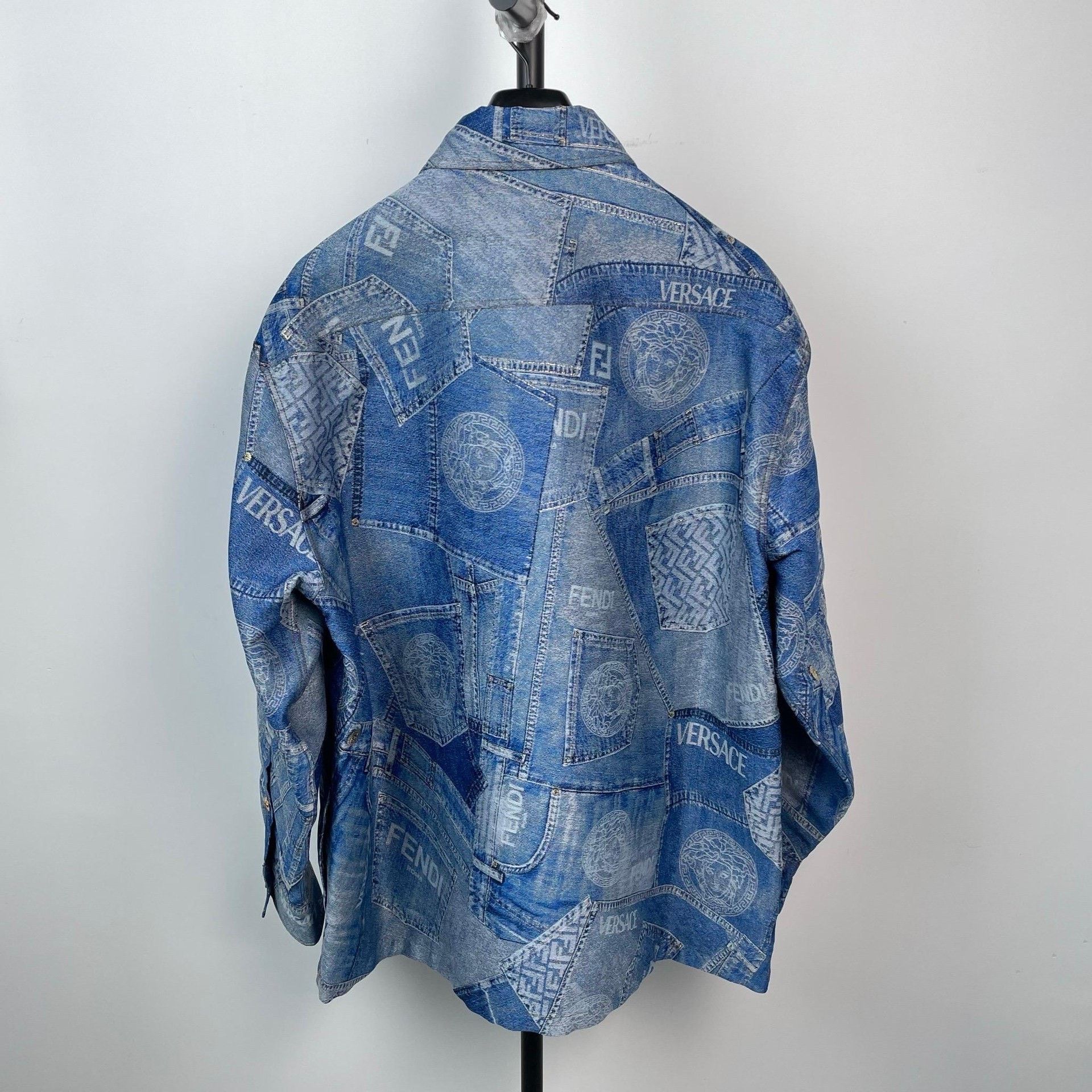 Fendi Fendi Collab Multi Light Jacket XXL Men Size US XXL / EU 58 / 5 - 2 Thumbnail