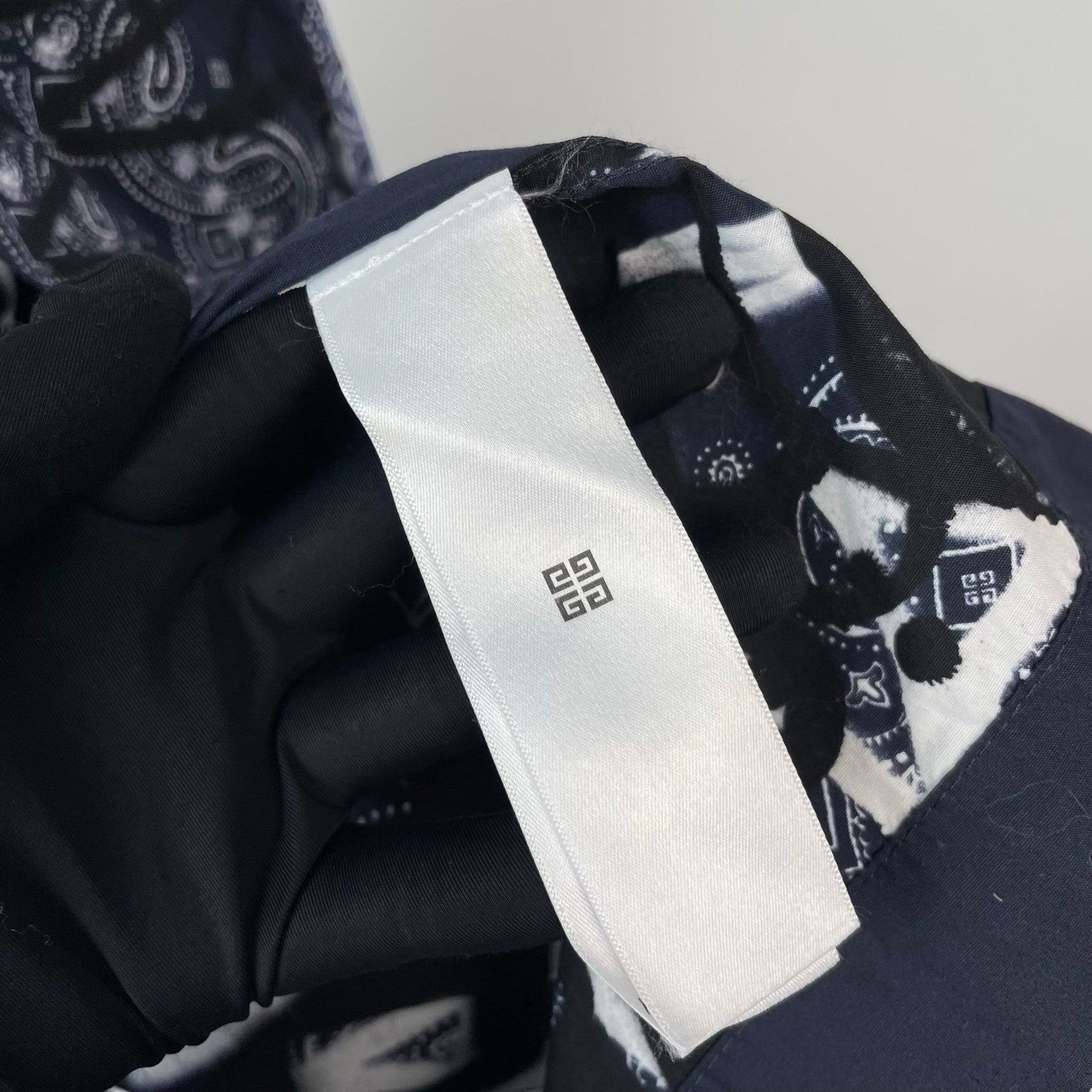 Givenchy Givenchy Blue Shirt M Men Size US M / EU 48-50 / 2 - 7 Thumbnail