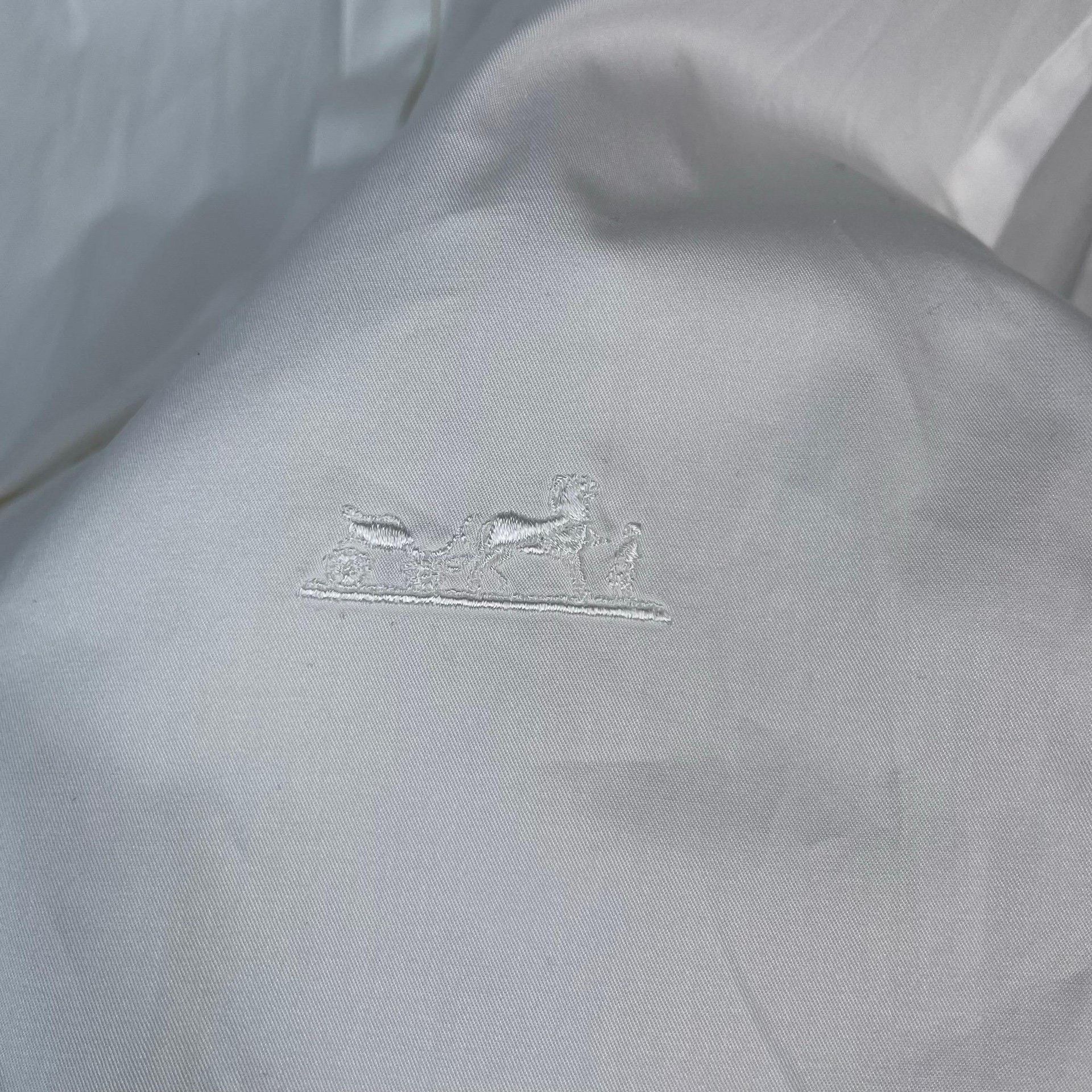 Hermes Hermes White Button Up 38 Women Size S / US 4 / IT 40 - 3 Thumbnail