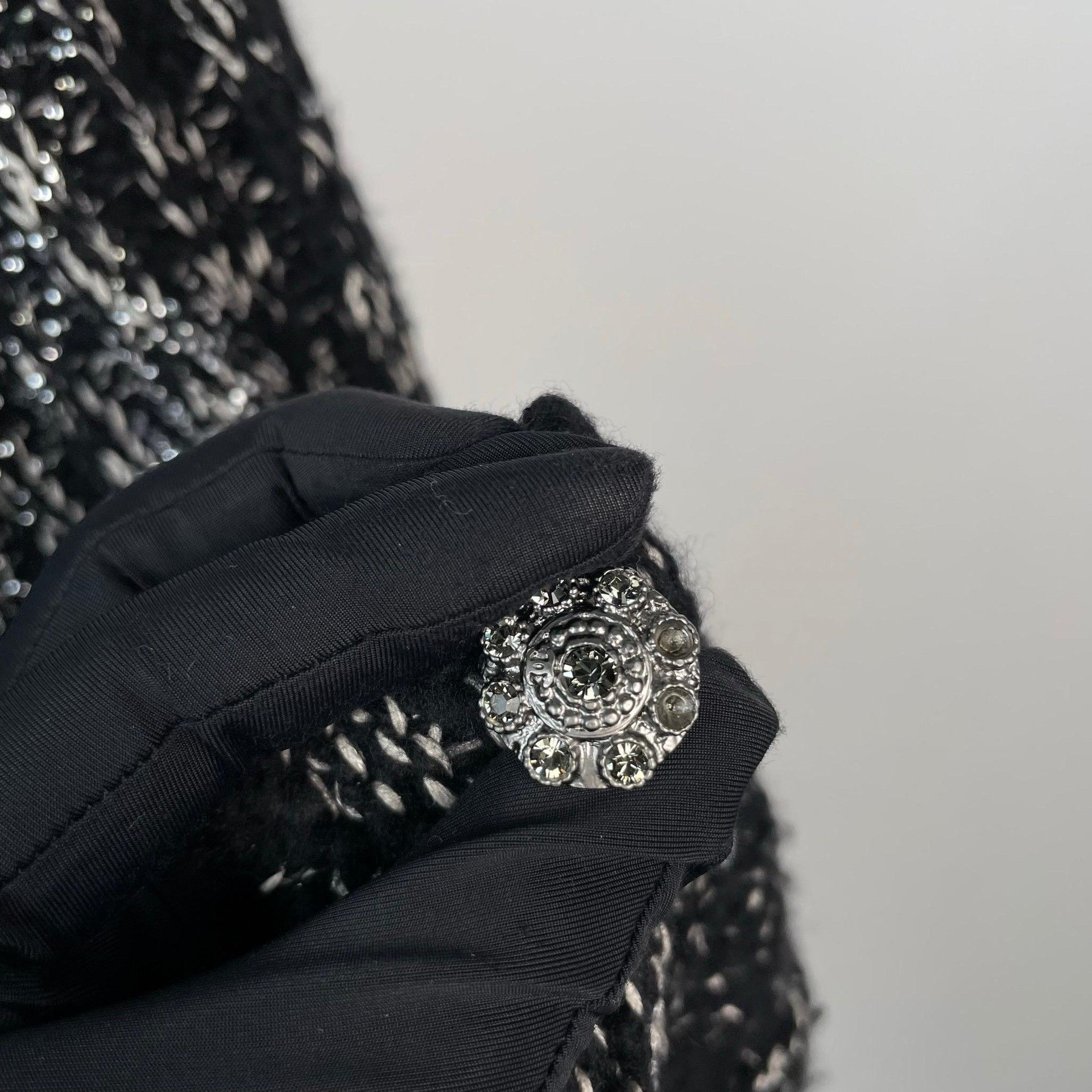 Chanel Chanel Black Sweater 25 Women Size XS / US 0-2 / IT 36-38 - 5 Thumbnail