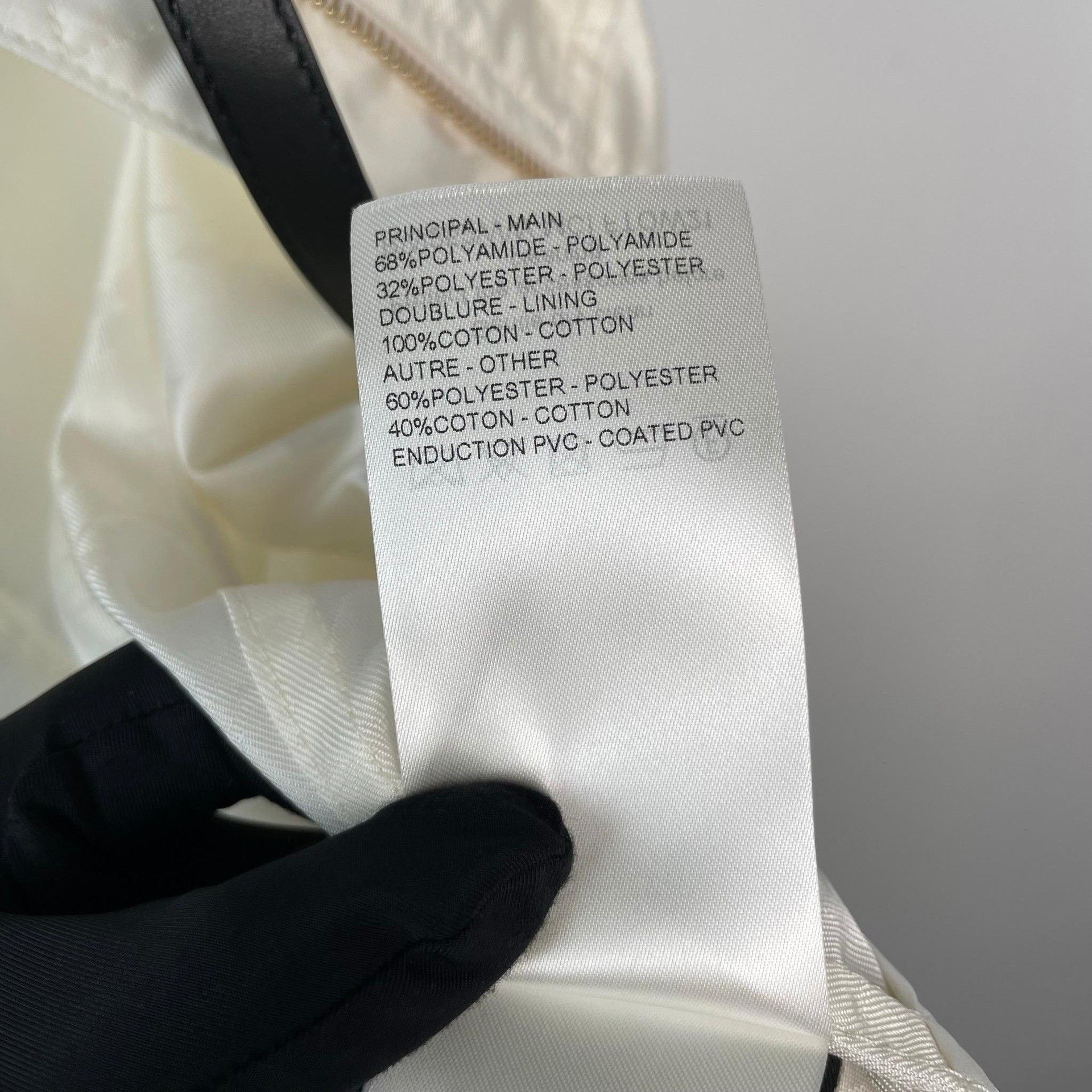 Louis Vuitton Louis Vuitton White Light Jacket 32 Men Size US XS / EU 42 / 0 - 9 Thumbnail