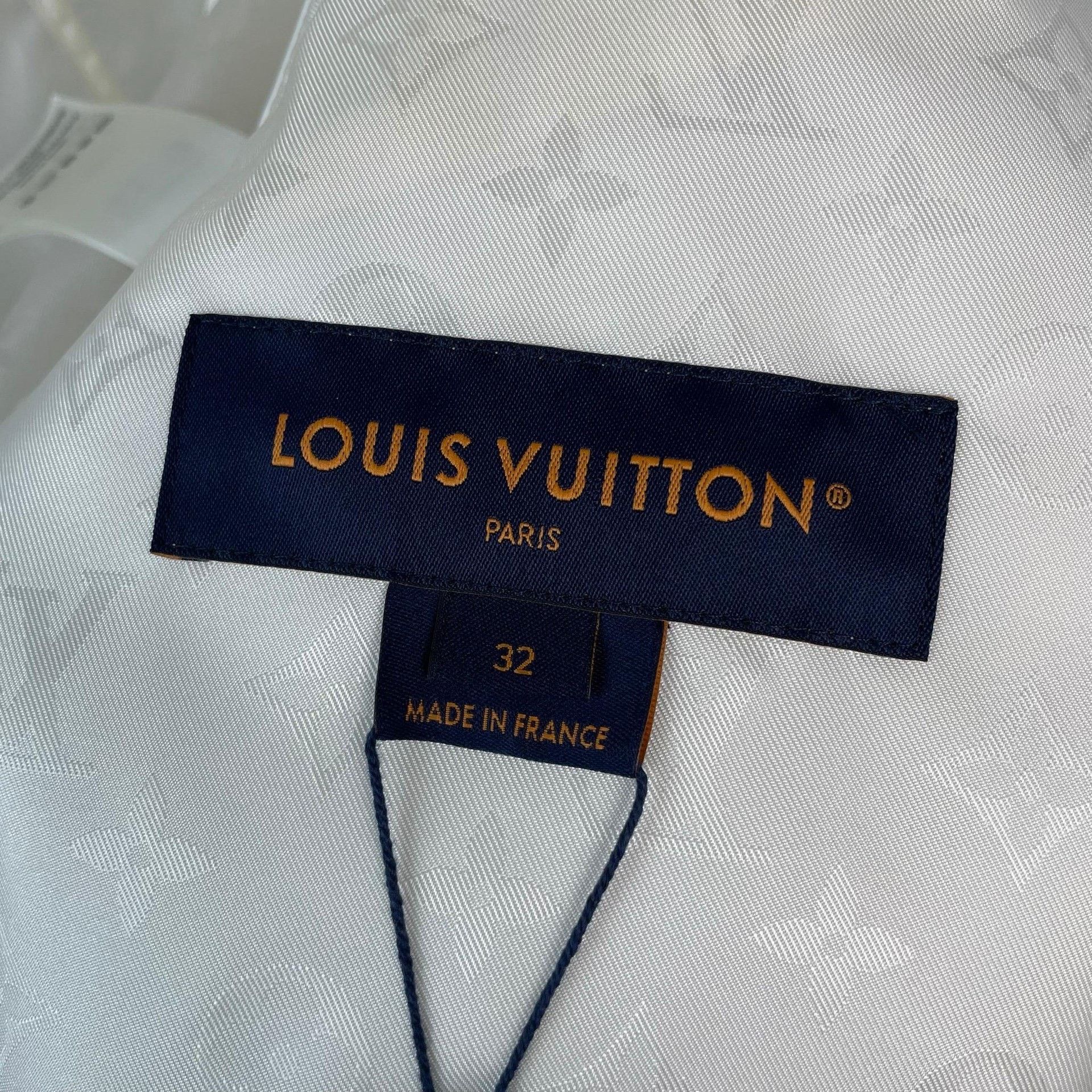 Louis Vuitton Louis Vuitton White Light Jacket 32 Men Size US XS / EU 42 / 0 - 7 Thumbnail