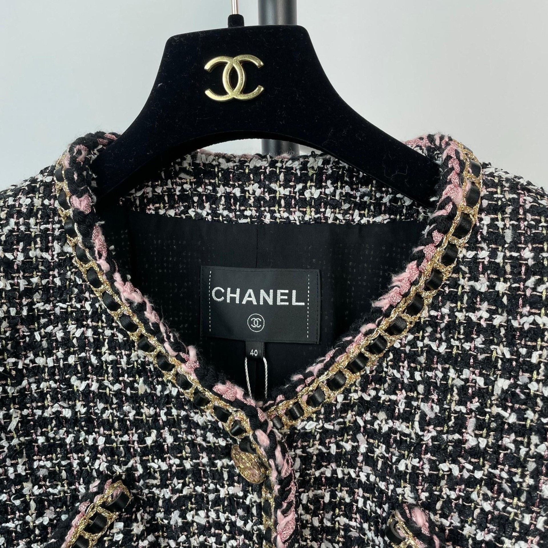 Chanel Chanel Black Light Jacket 40 Men Size US M / EU 48-50 / 2 - 8 Thumbnail