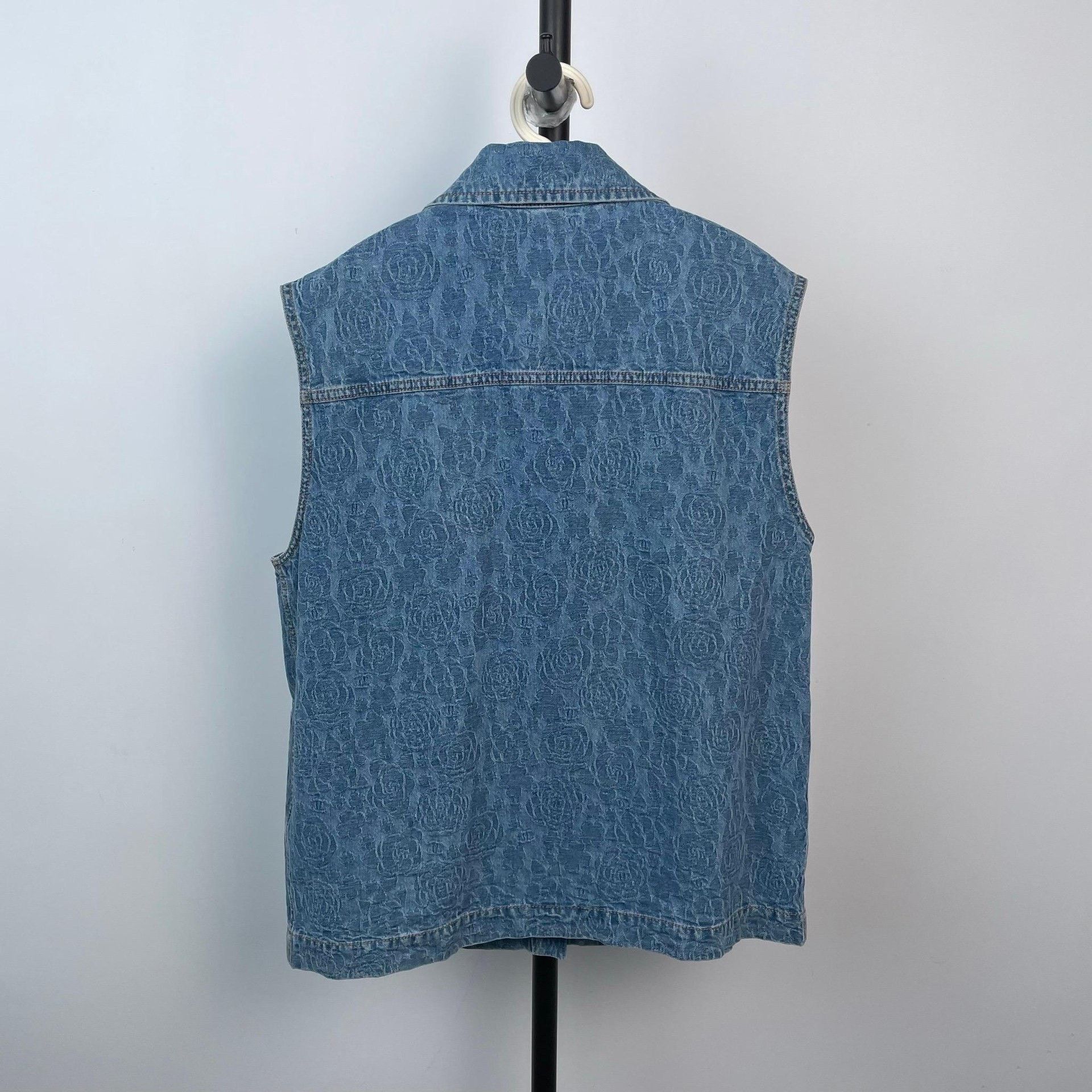 Chanel Chanel Multi Vest 23 Women Size XS / US 0-2 / IT 36-38 - 2 Thumbnail
