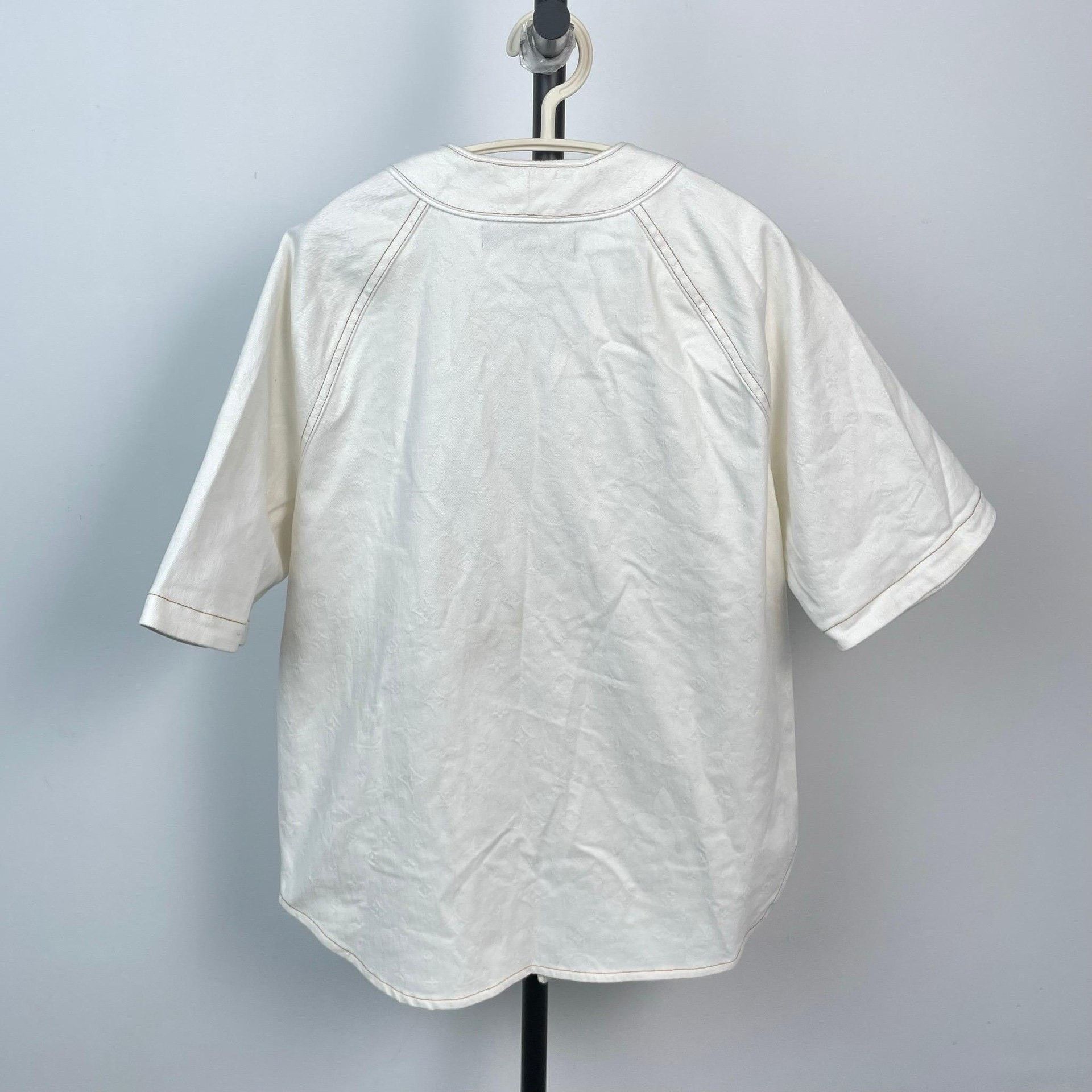 Louis Vuitton Louis Vuitton White Light Jacket M Men Size US M / EU 48-50 / 2 - 2 Thumbnail