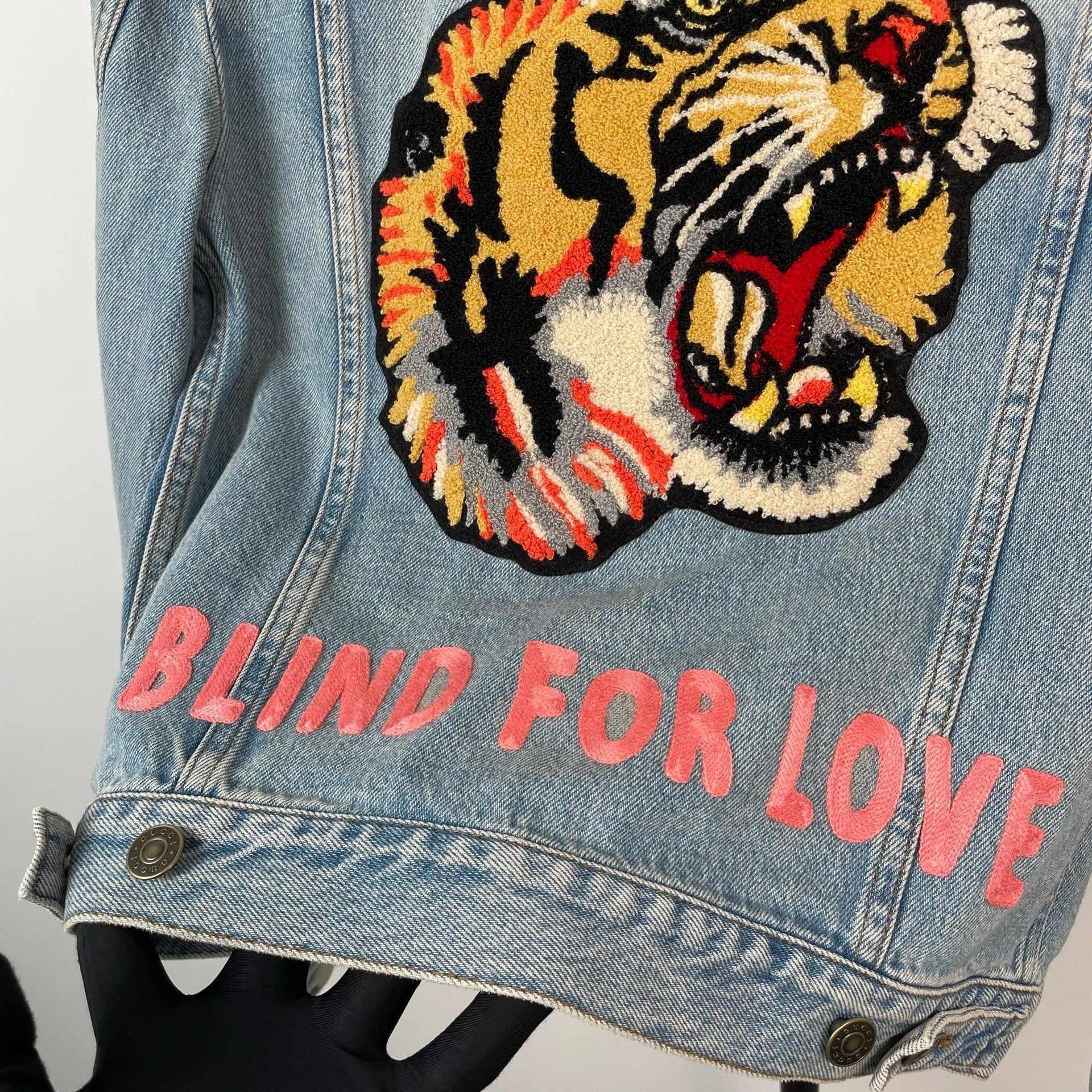 Gucci Gucci Tiger Embroidered White Jacket 38 Women Size S / US 4 / IT 40 - 9 Thumbnail
