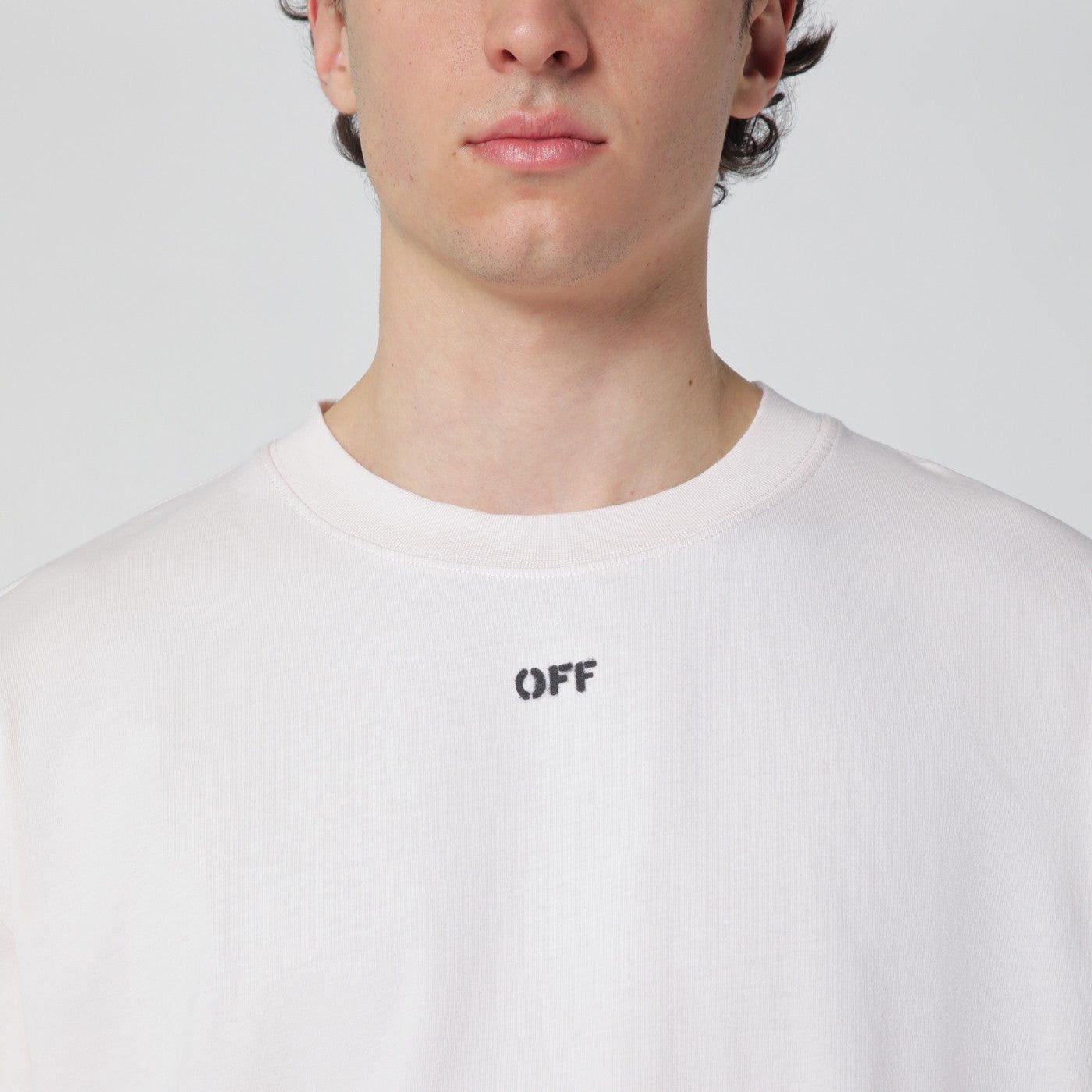 Off-White Off-White Paint Arrow Skate T-Shirt In Light Mauve Size US L / EU 52-54 / 3 - 2 Thumbnail