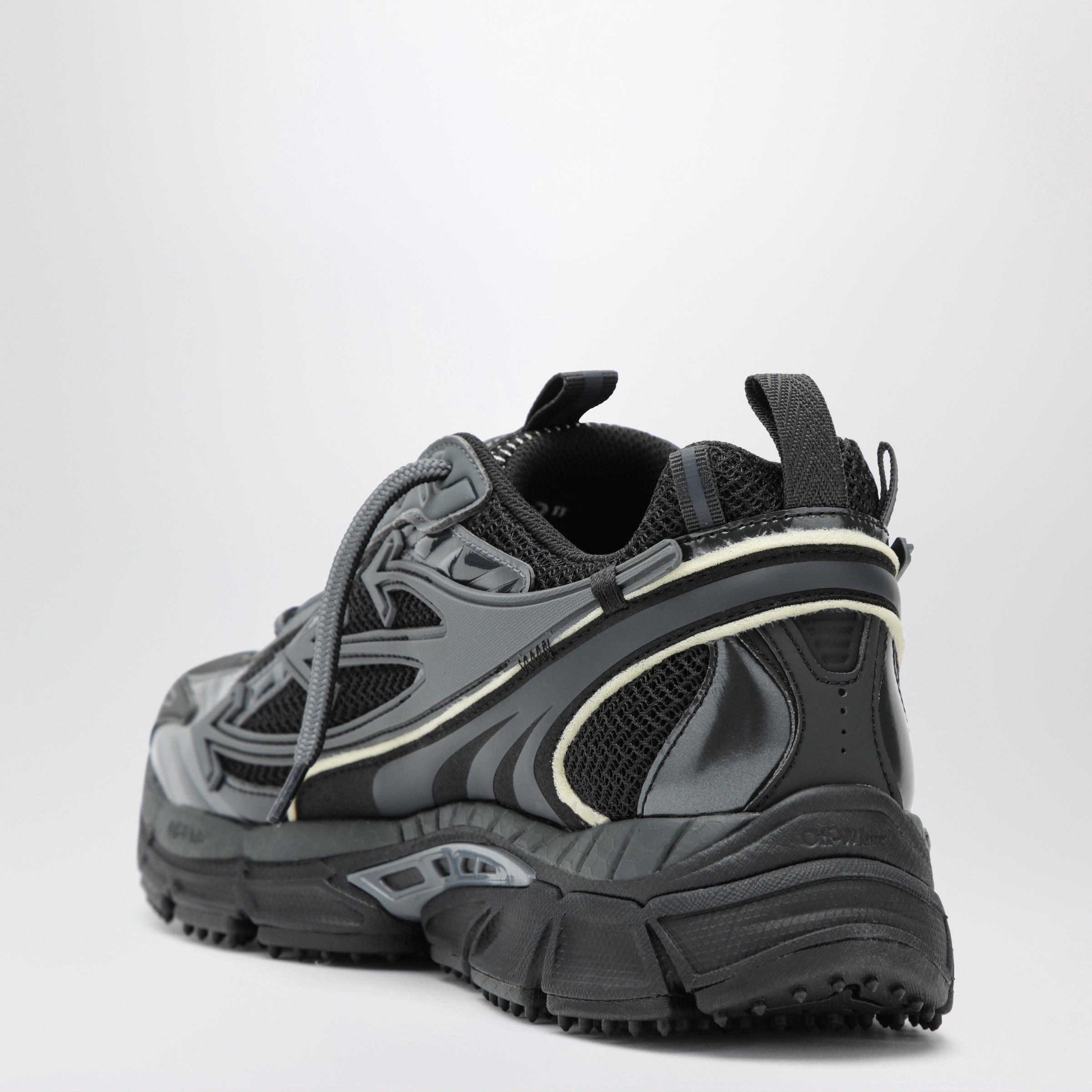 Off-White Off-White Be Right Back Black Sneakers Size US 9 / EU 42 - 2 Thumbnail