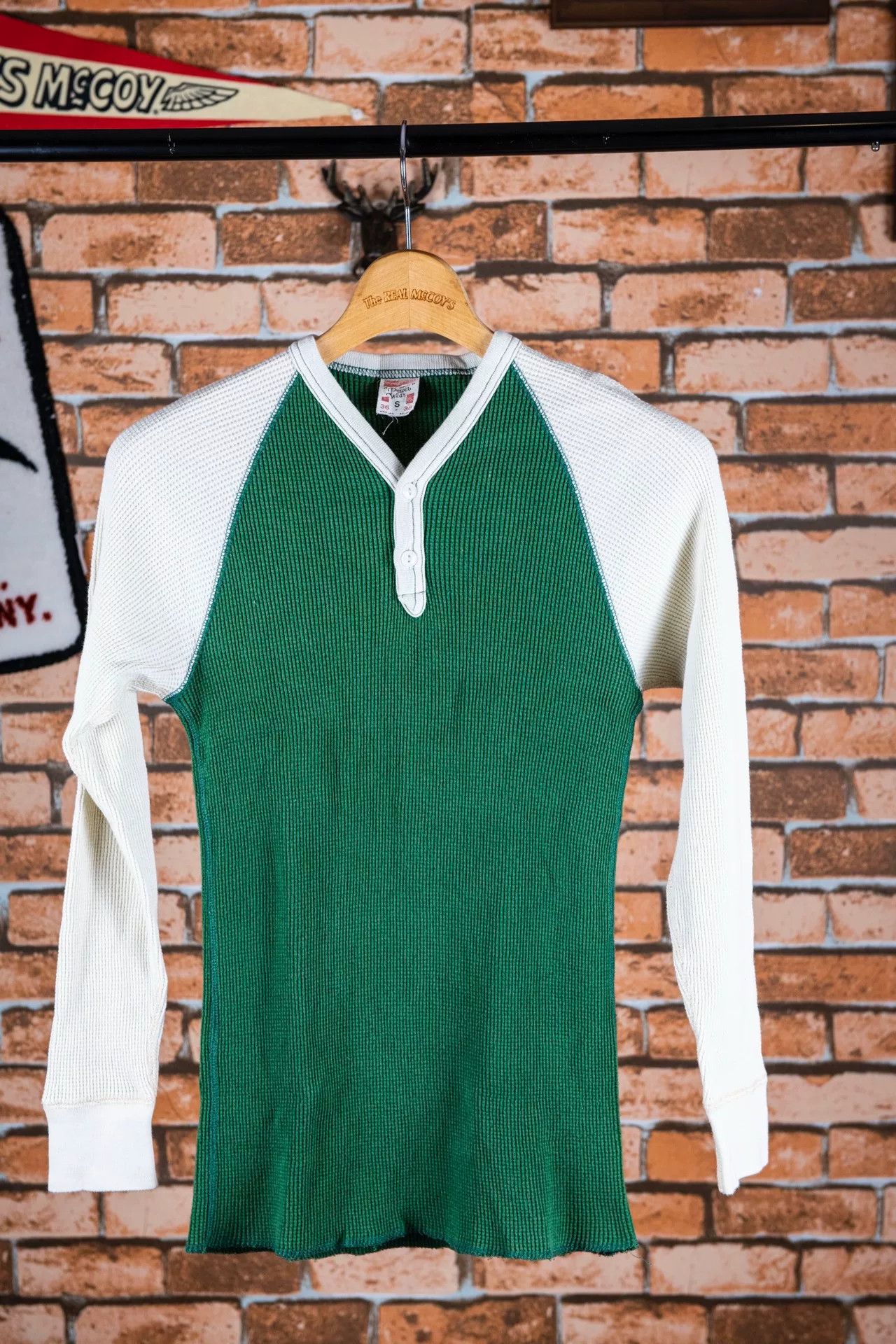 Freewheelers Freewheelers V-Neck Waffle Knit Size US S / EU 44-46 / 1 - 2 Thumbnail