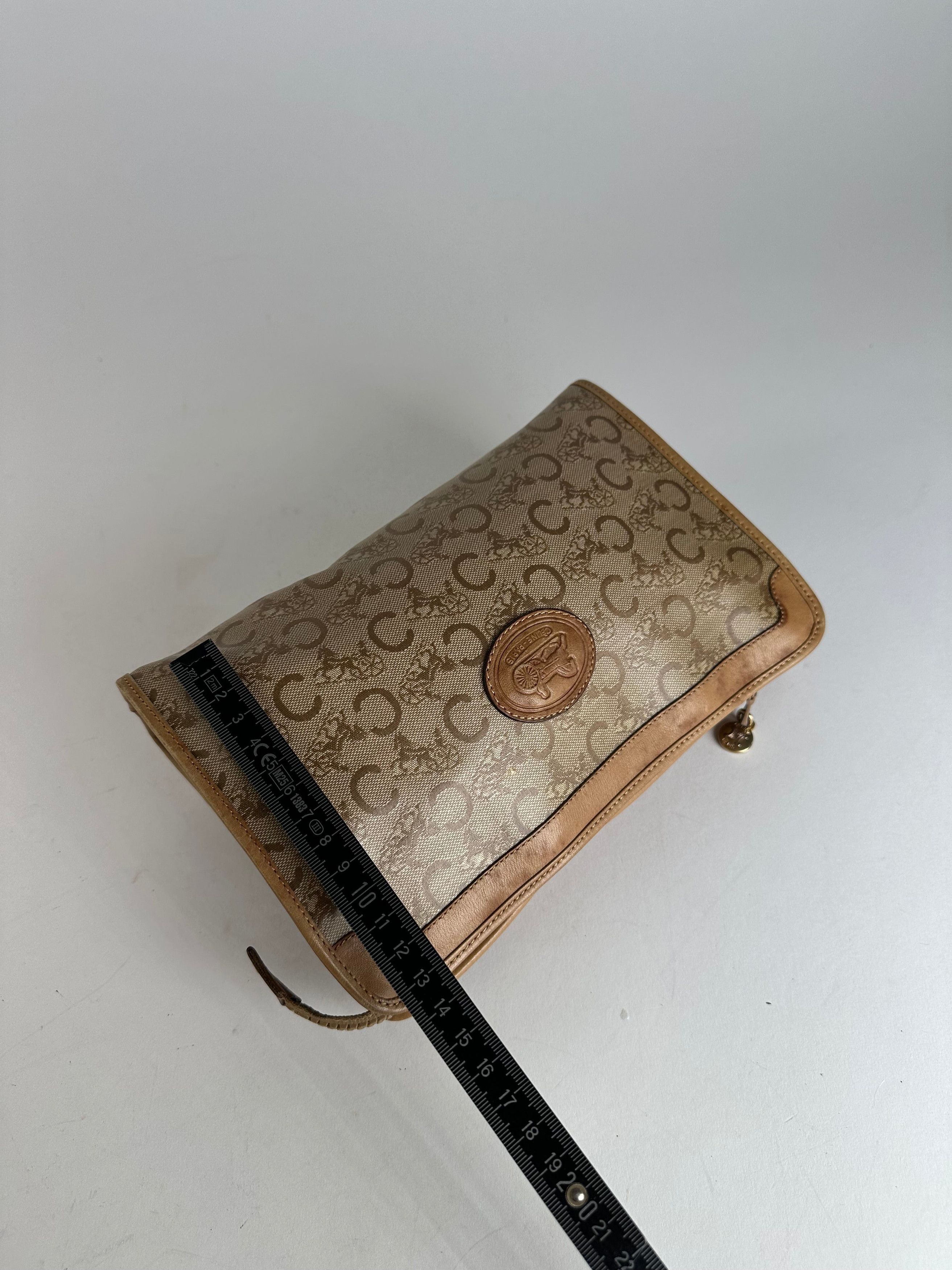 Celine Vintage Paris Triomphe Cariage Logo Leather Clutch Beige Bro Size ONE SIZE - 9 Thumbnail