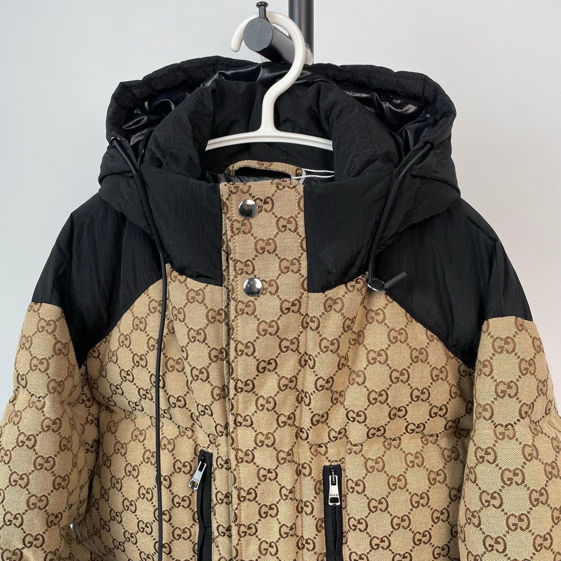 Gucci Gucci Down Black Down Jacket 36 Women Size S / US 4 / IT 40 - 2 Thumbnail