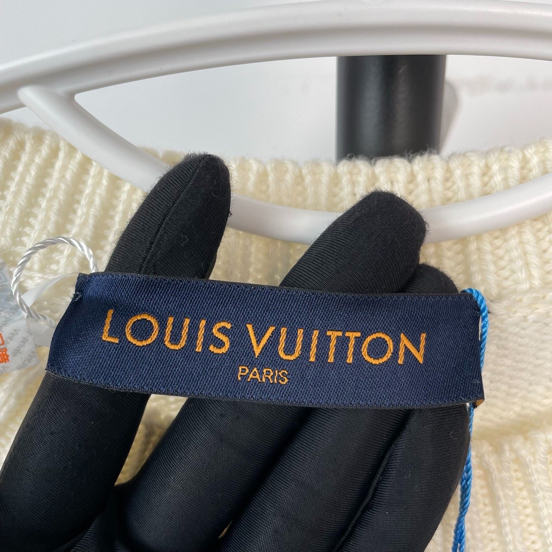 Louis Vuitton Louis Vuitton Sweater S Men Size US S / EU 44-46 / 1 - 5 Thumbnail