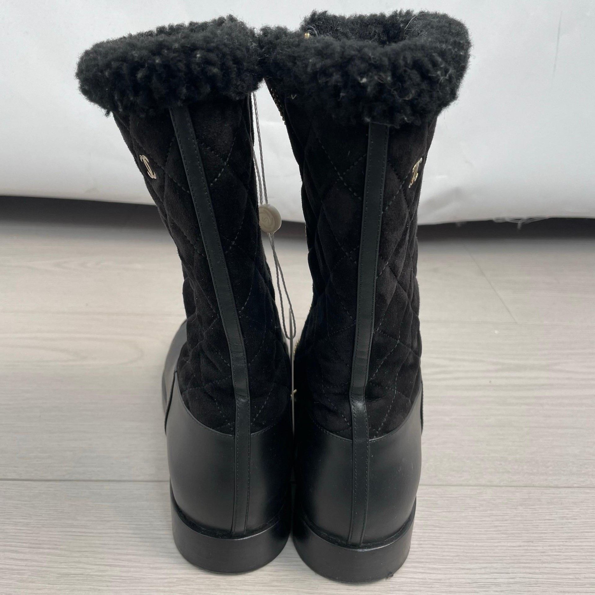 Chanel Chanel Gold Boots 24 Women Size US 8 / IT 38 - 7 Thumbnail