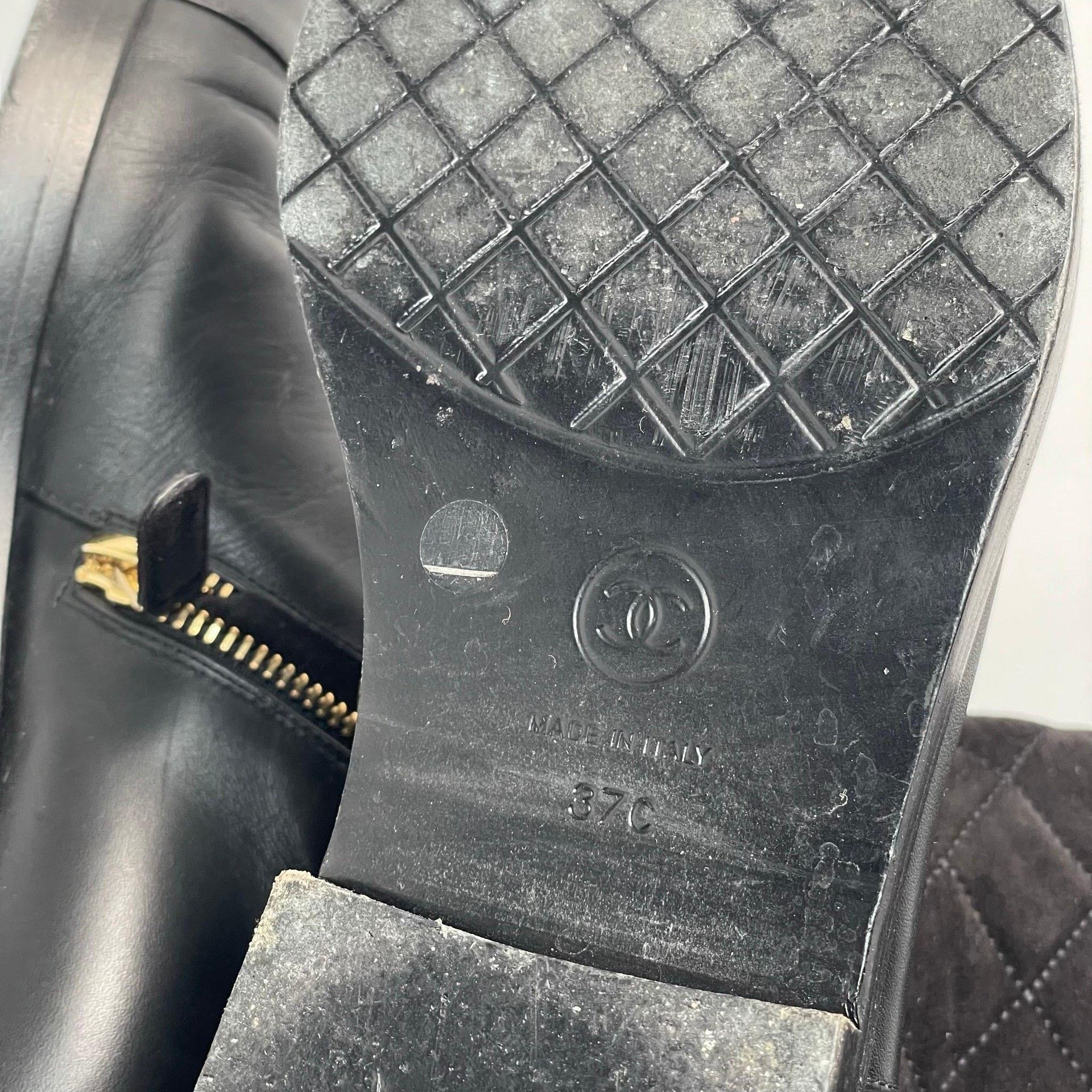 Chanel Chanel Gold Boots 24 Women Size US 8 / IT 38 - 9 Thumbnail