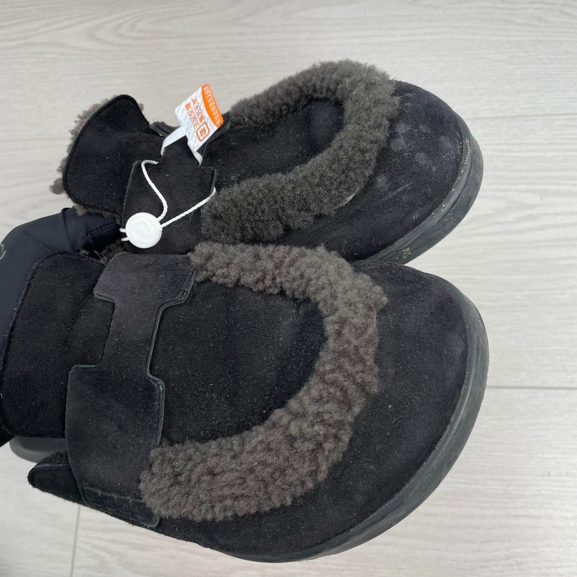 Hermes Hermes Black Lowtop Sneakers 36 Women Size US 6 / IT 36 - 4 Thumbnail