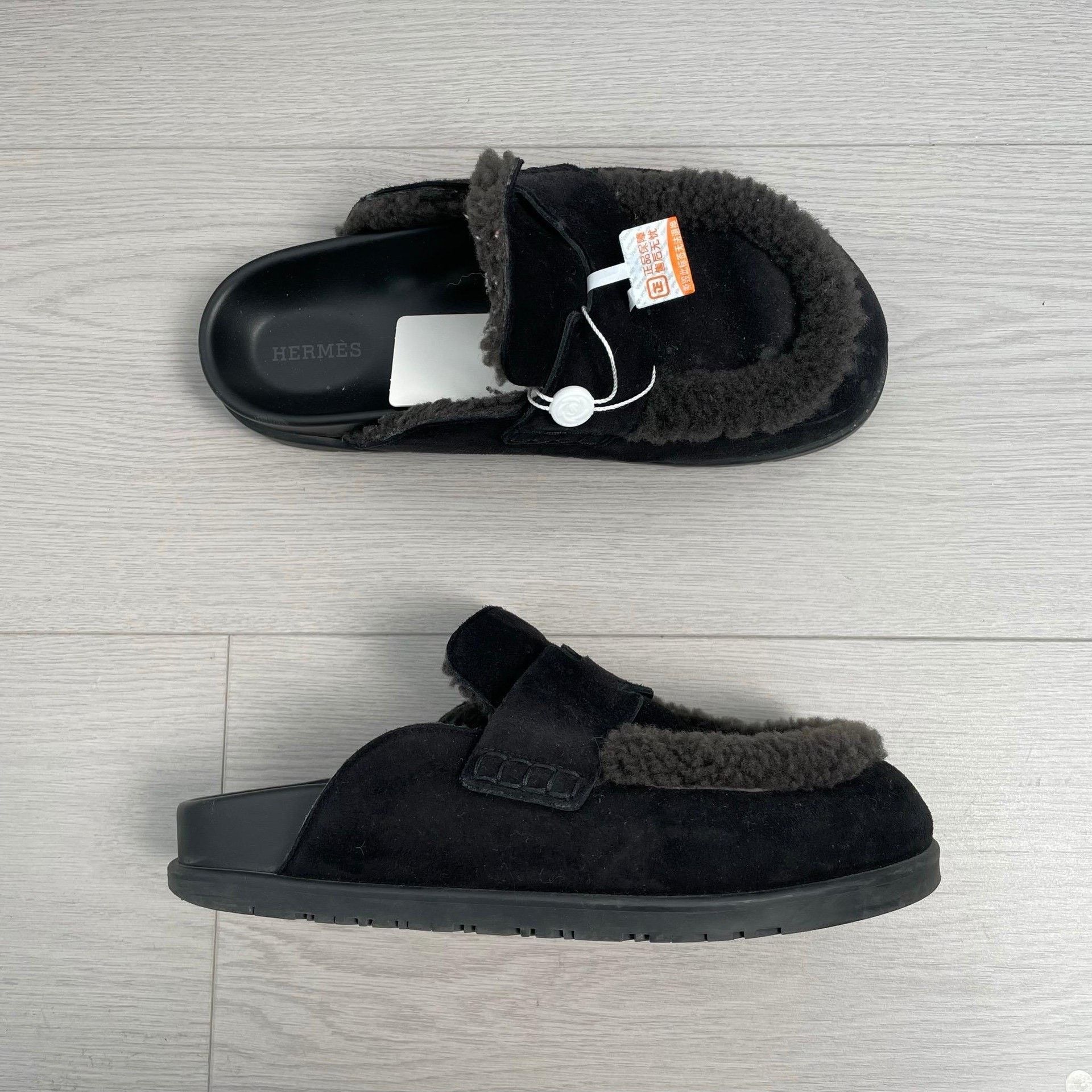 Hermes Hermes Black Lowtop Sneakers 36 Women Size US 6 / IT 36 - 2 Thumbnail