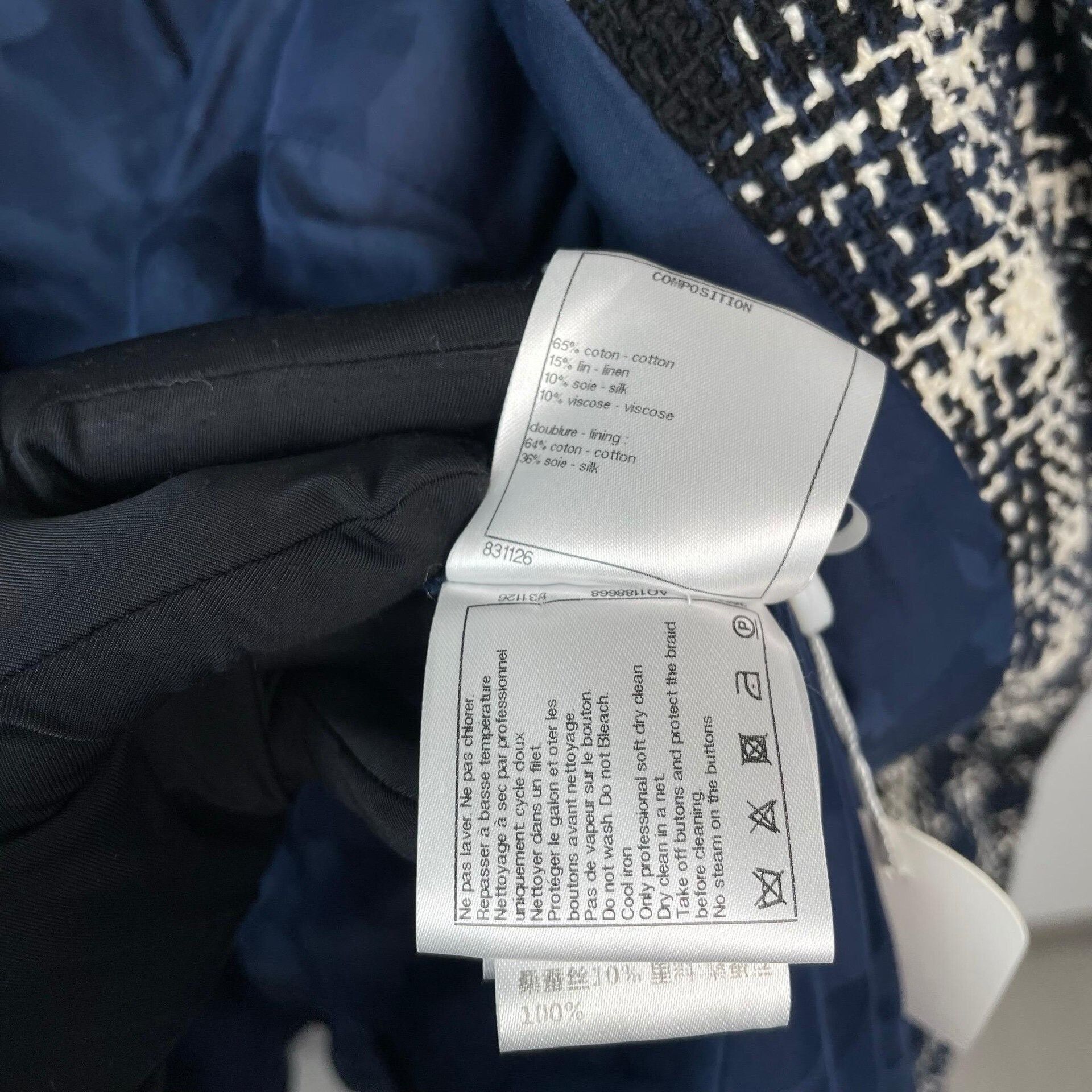 Chanel Chanel Laser Blue Jacket S Women Size S / US 4 / IT 40 - 7 Thumbnail