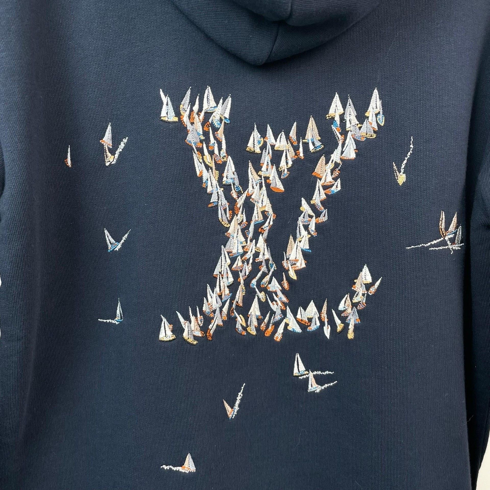 Louis Vuitton Louis Vuitton Hoodie XS Men Size US XS / EU 42 / 0 - 3 Thumbnail