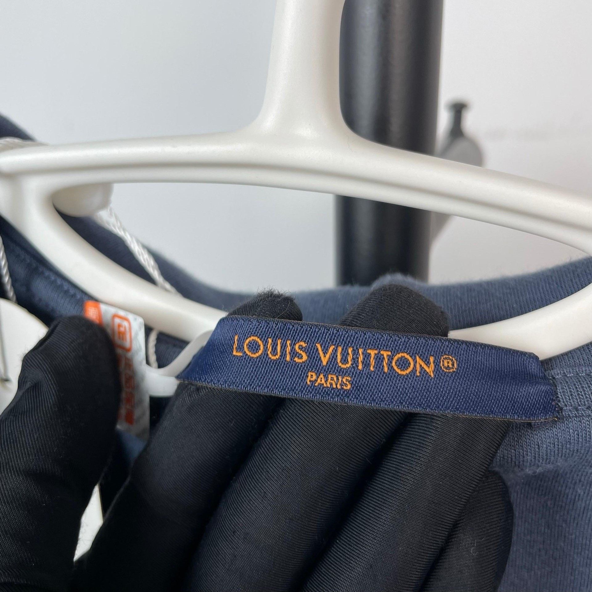 Louis Vuitton Louis Vuitton Blue Jacket M Women Size M / US 6-8 / IT 42-44 - 7 Thumbnail
