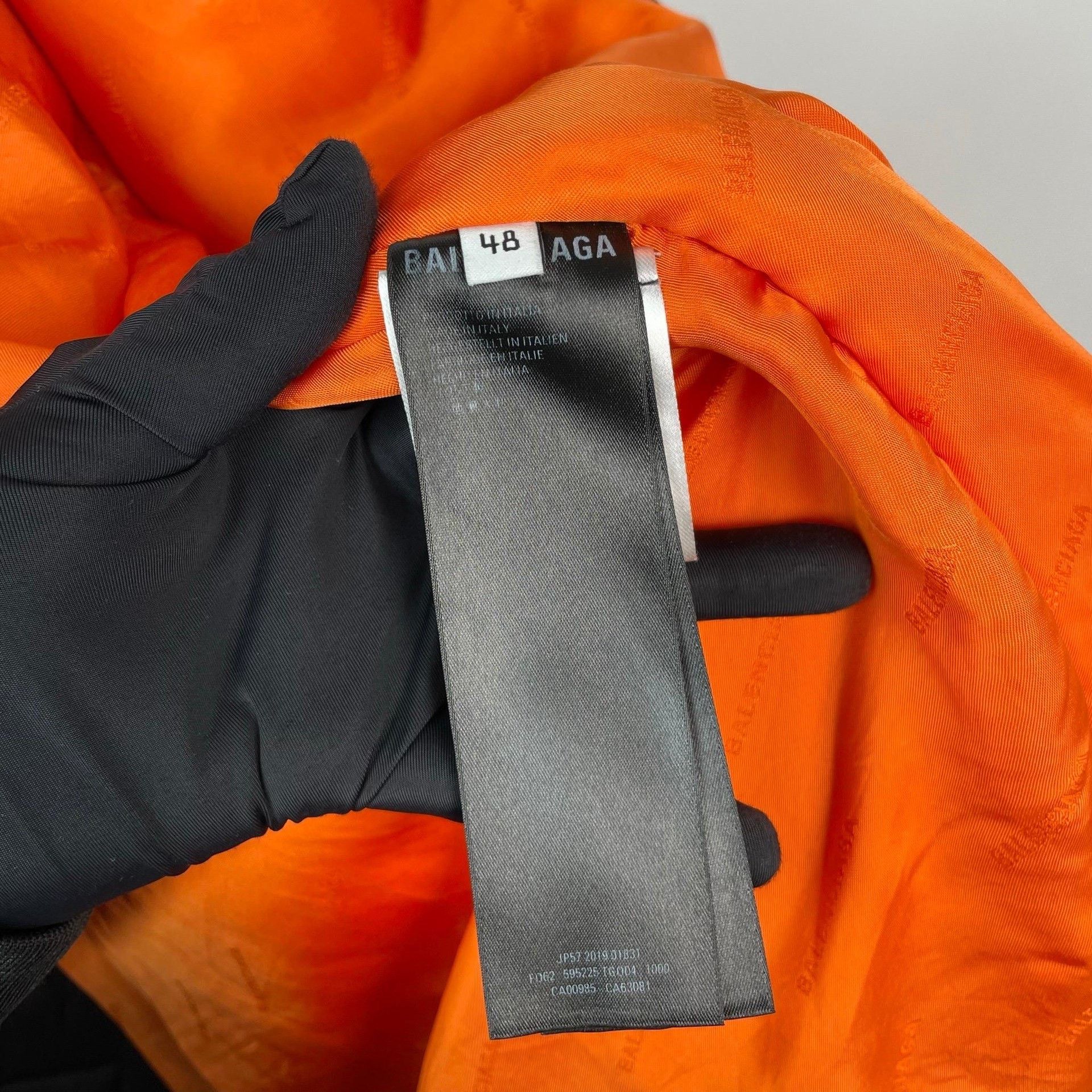 Balenciaga Balenciaga Orange Heavy Coat L Men Size US L / EU 52-54 / 3 - 7 Thumbnail