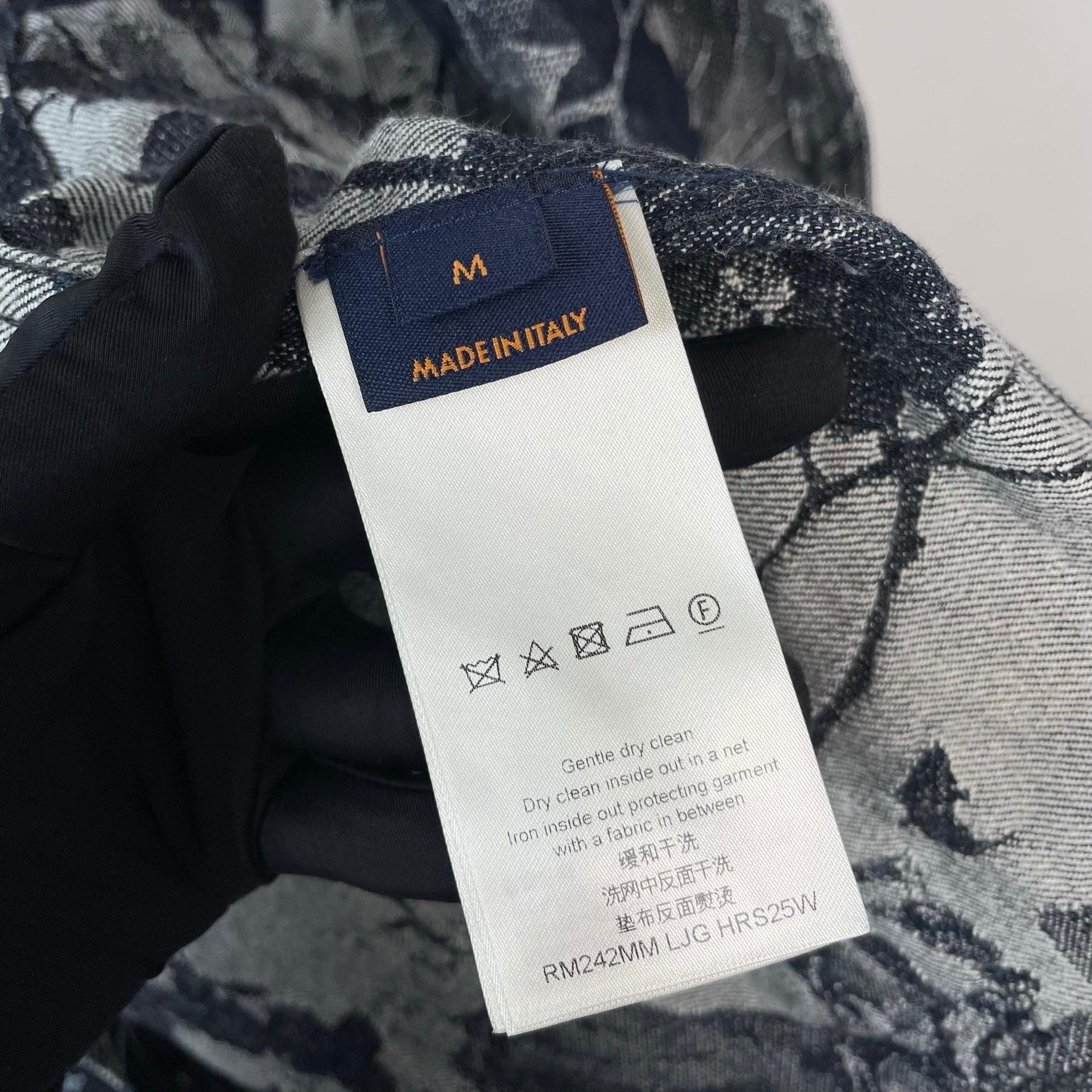 Louis Vuitton Louis Vuitton Blue T-Shirt M Men Size US M / EU 48-50 / 2 - 7 Thumbnail