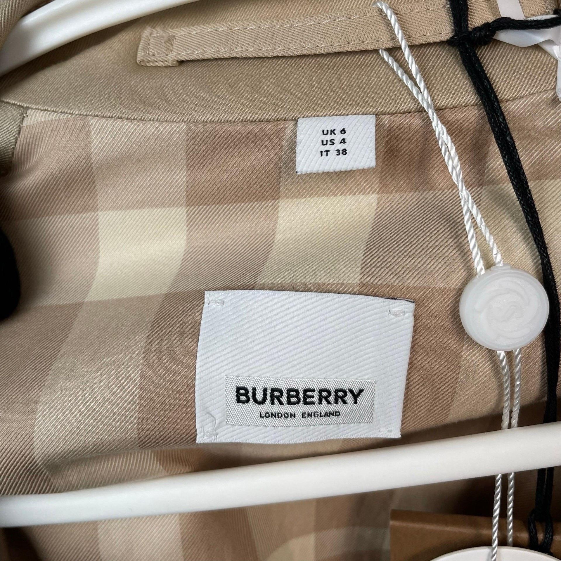 Burberry Burberry Plaid Long Beige Coat 36 Women Size S / US 4 / IT 40 - 9 Thumbnail
