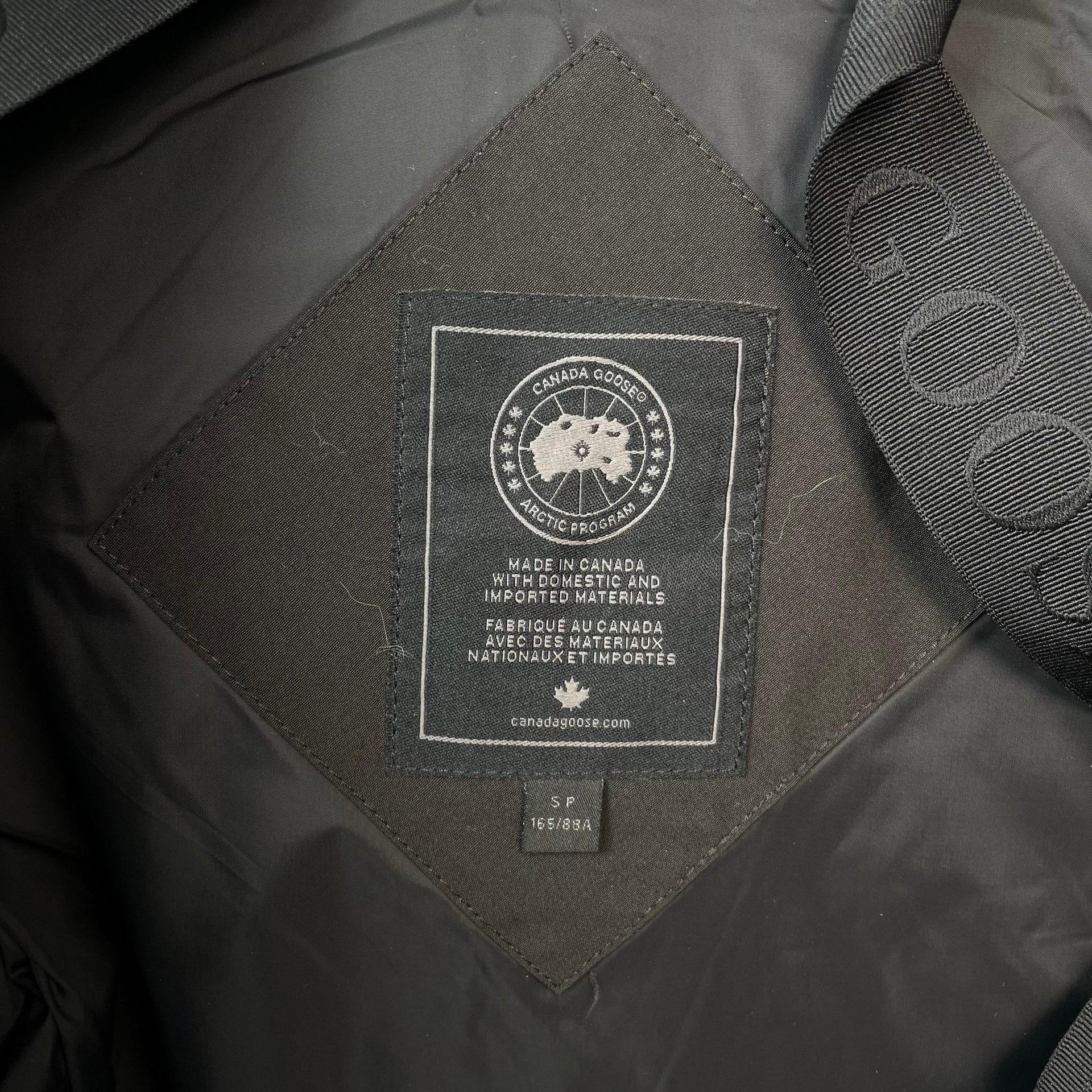 Canada Goose Canada Goose Black Down Jacket S Women Size S / US 4 / IT 40 - 7 Thumbnail