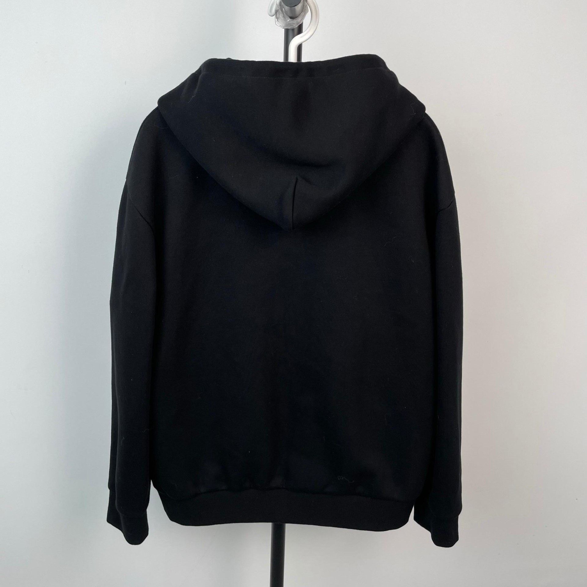 Louis Vuitton Louis Vuitton Black Jacket M Women Size M / US 6-8 / IT 42-44 - 2 Thumbnail