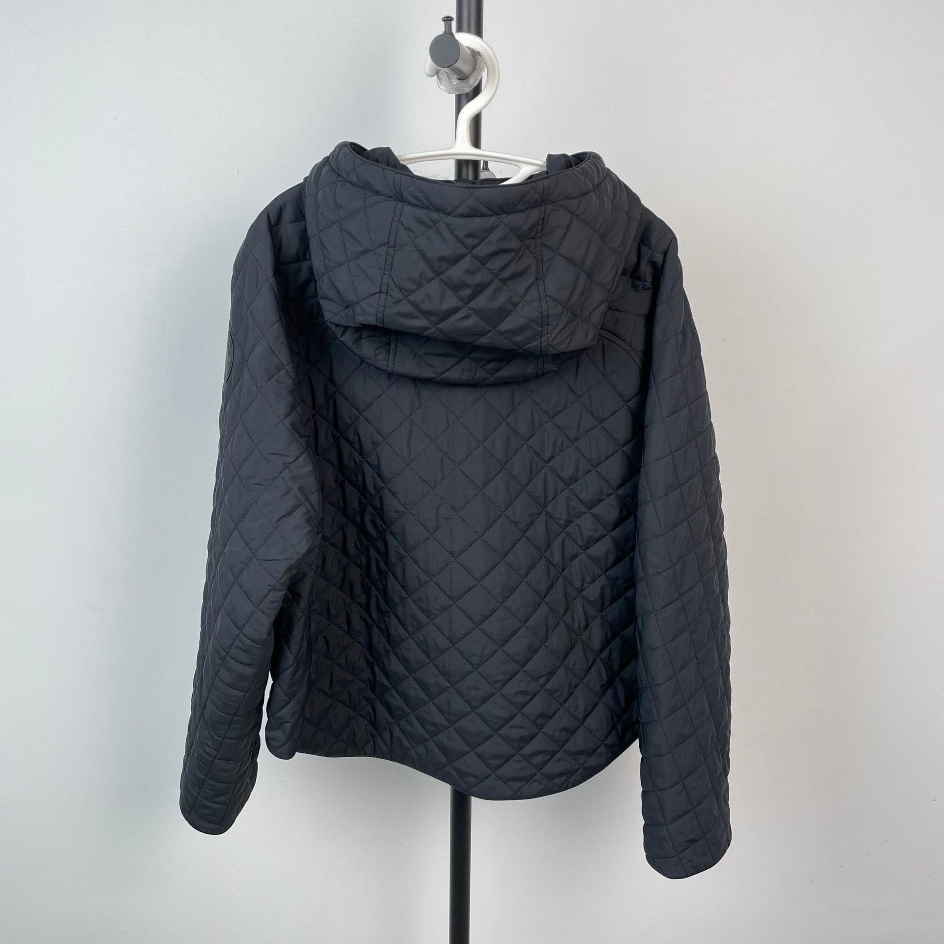 Hermes Hermes Gray Down Jacket 25 Women Size XS / US 0-2 / IT 36-38 - 2 Thumbnail