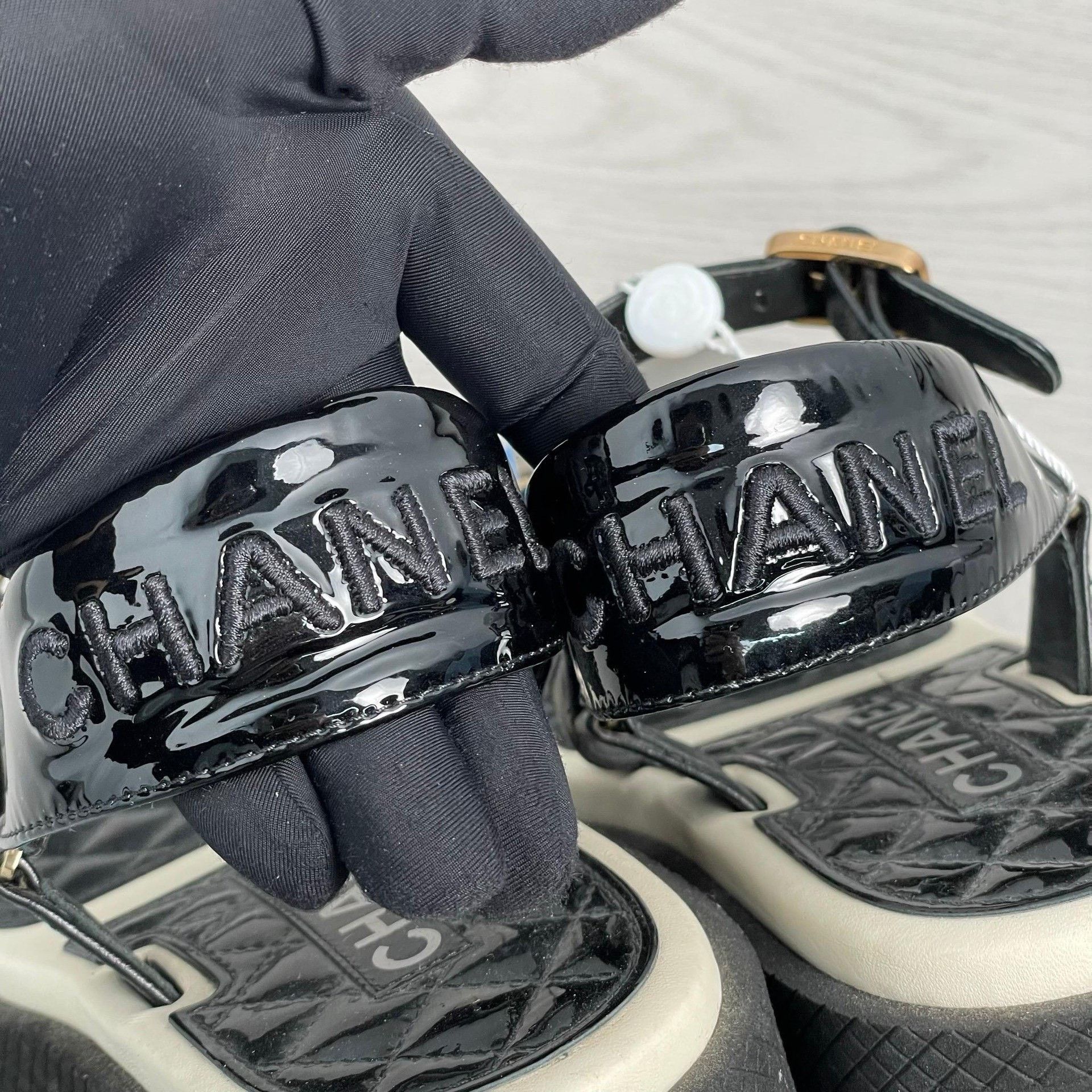 Chanel Chanel Plaid Black Sandals 38 Women Size US 7.5 / IT 37.5 - 6 Thumbnail