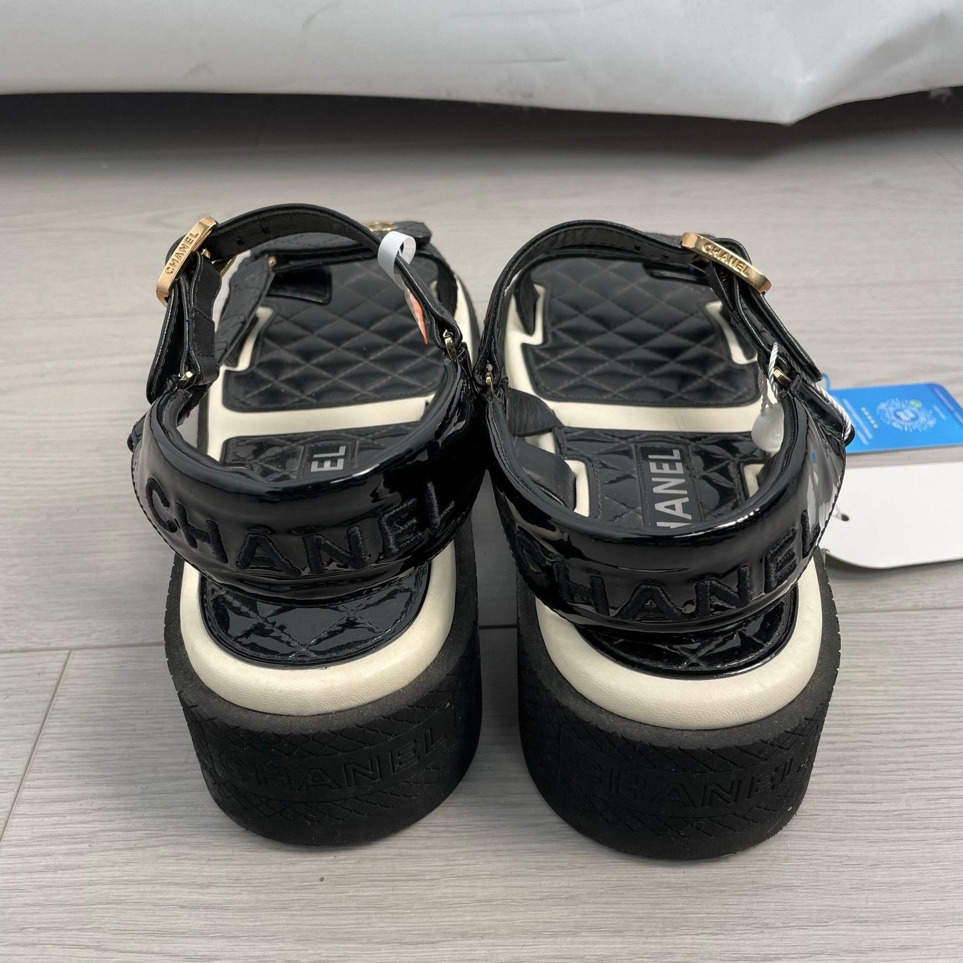 Chanel Chanel Plaid Black Sandals 38 Women Size US 7.5 / IT 37.5 - 7 Thumbnail