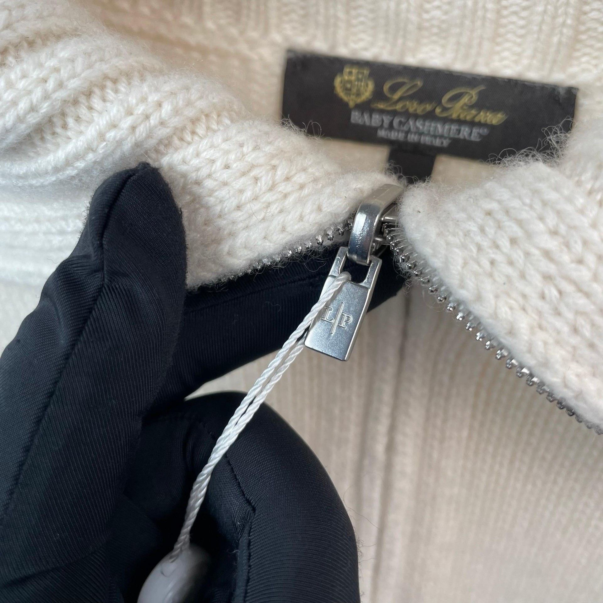 Loro Piana Loro Piana White Sweater L Men Size US L / EU 52-54 / 3 - 4 Thumbnail