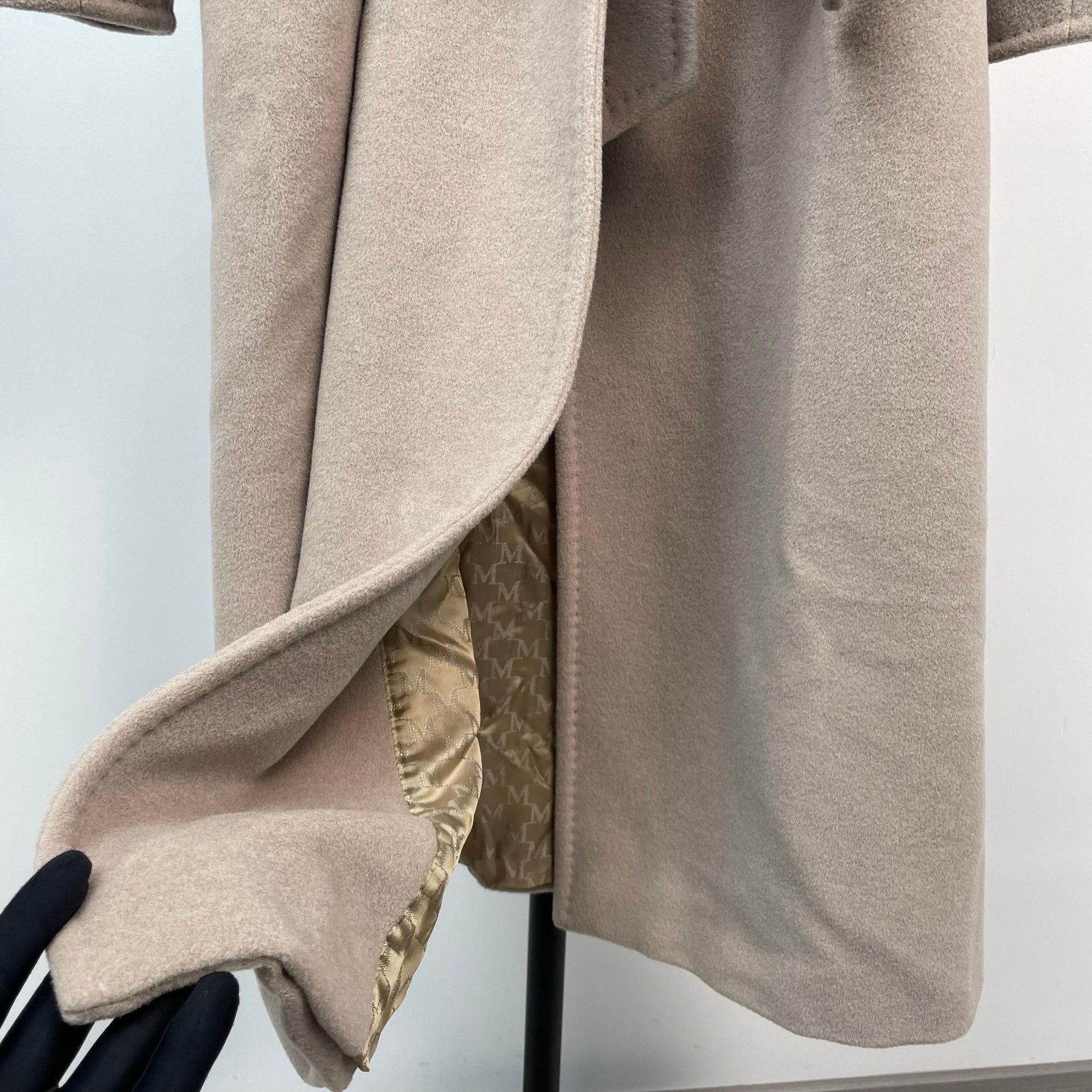 Max Mara Max Mara Beige Coat 38 Women Size S / US 4 / IT 40 - 8 Thumbnail