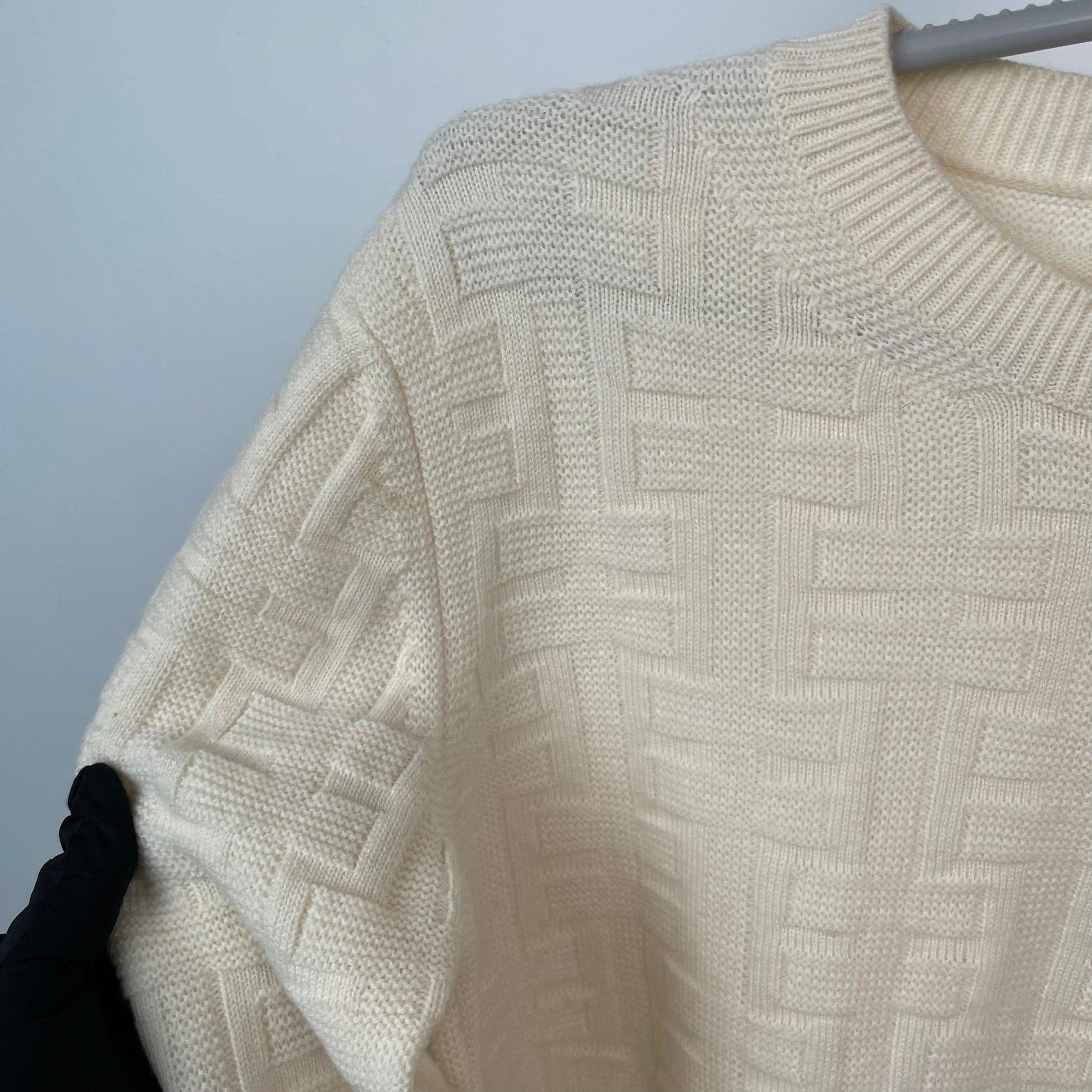 Hermes Hermes White Sweater 38 Women Size S / US 4 / IT 40 - 7 Thumbnail
