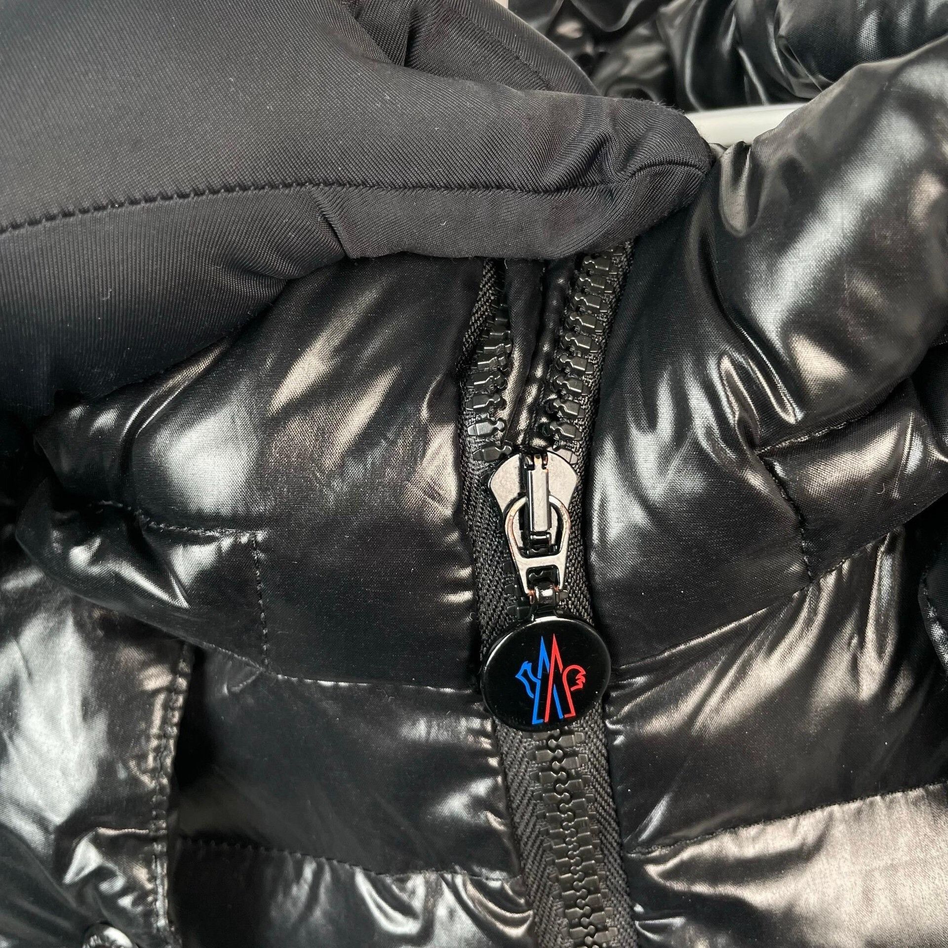 Moncler Moncler Down Black Down Jacket S Women Size S / US 4 / IT 40 - 4 Thumbnail