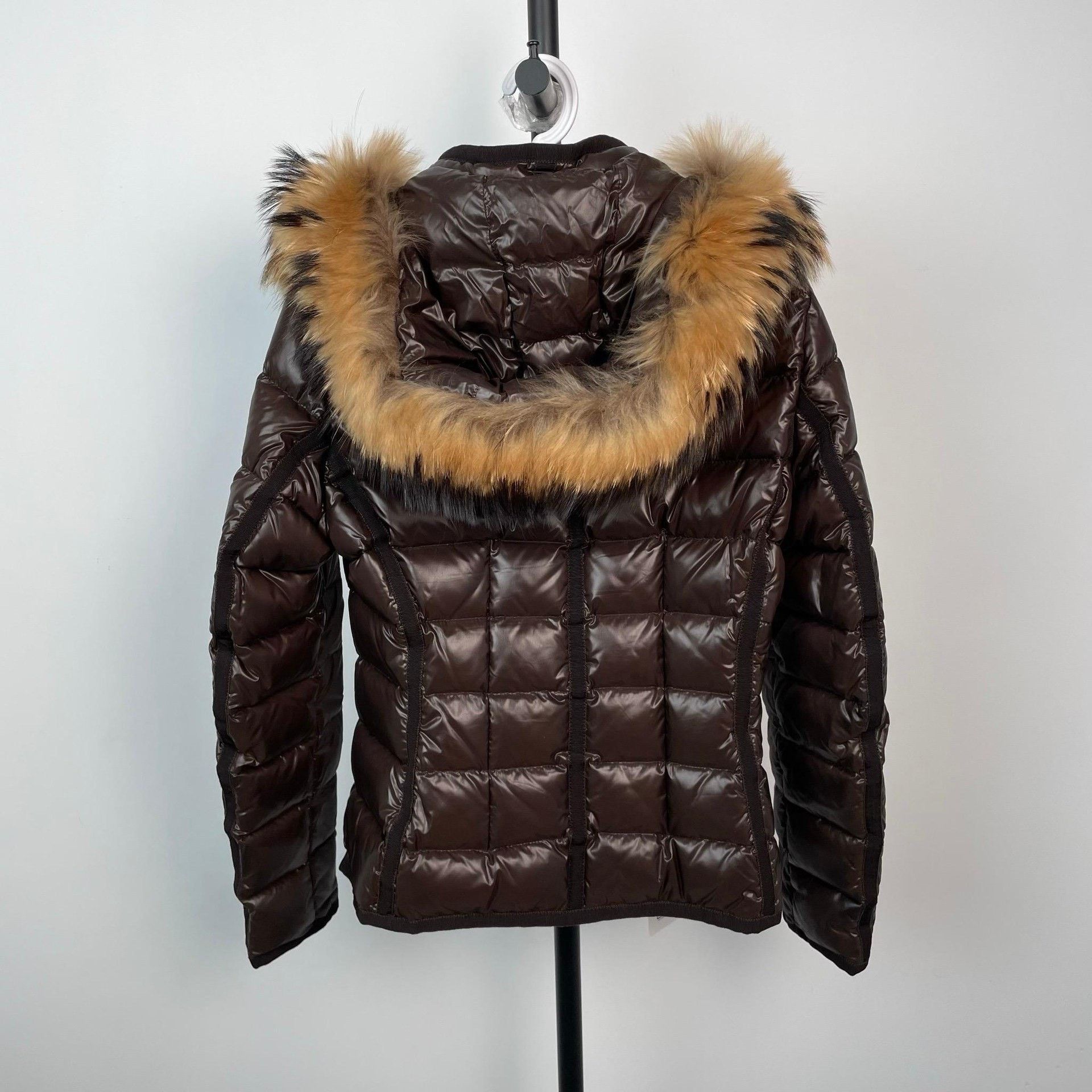 Moncler Moncler Brown Down Jacket S Women Size S / US 4 / IT 40 - 2 Thumbnail