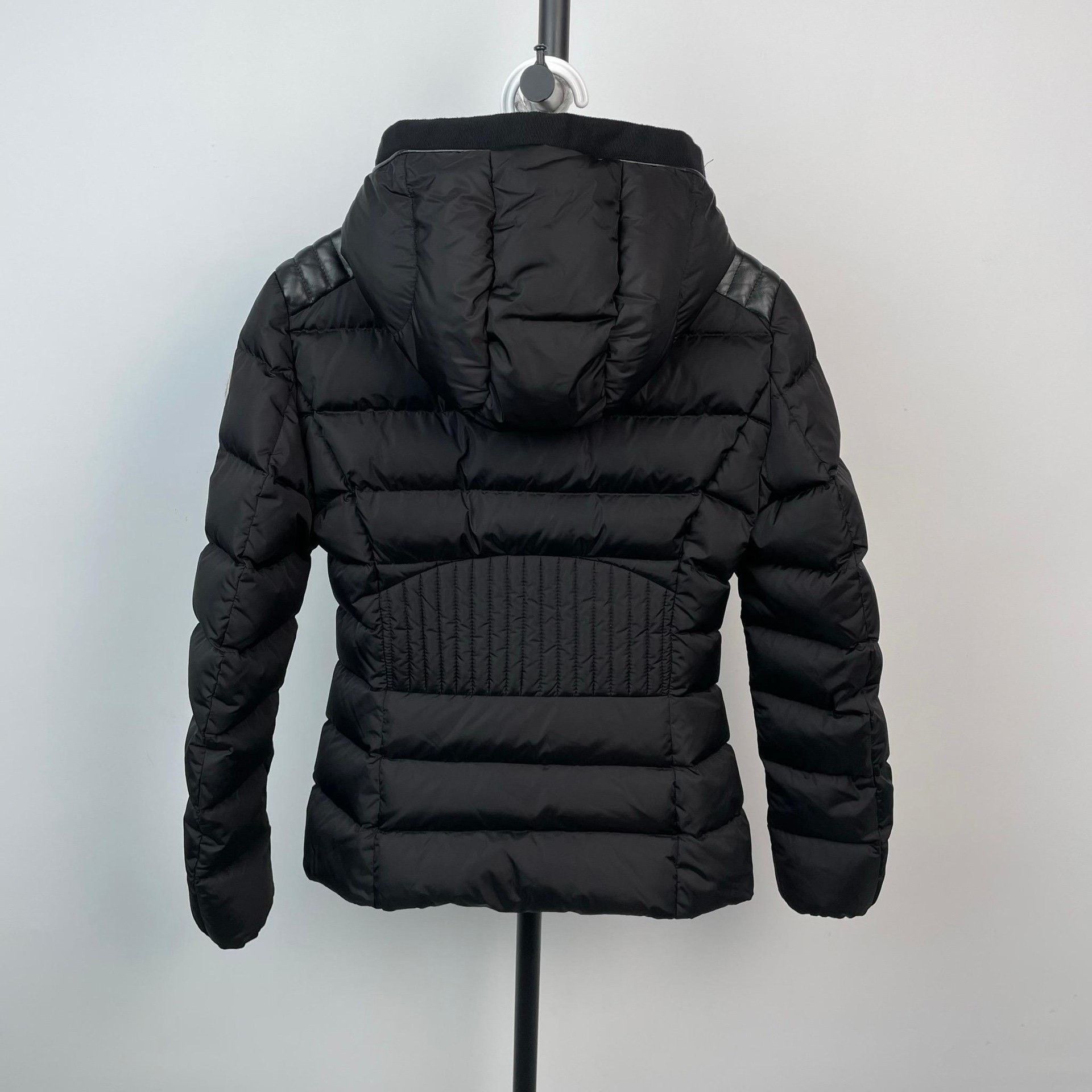 Moncler Moncler Down Slim Black Heavy Coat S Men Size US S / EU 44-46 / 1 - 2 Thumbnail