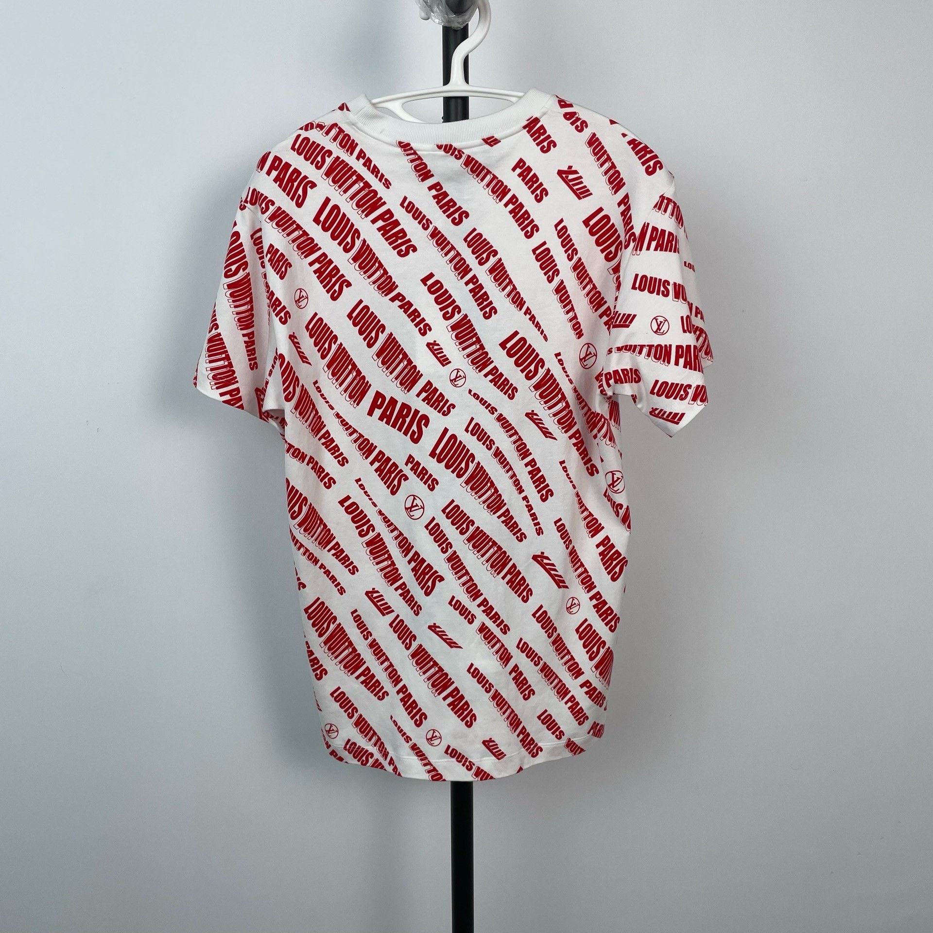 Louis Vuitton Louis Vuitton Red T-Shirt XS Men Size US XS / EU 42 / 0 - 2 Thumbnail