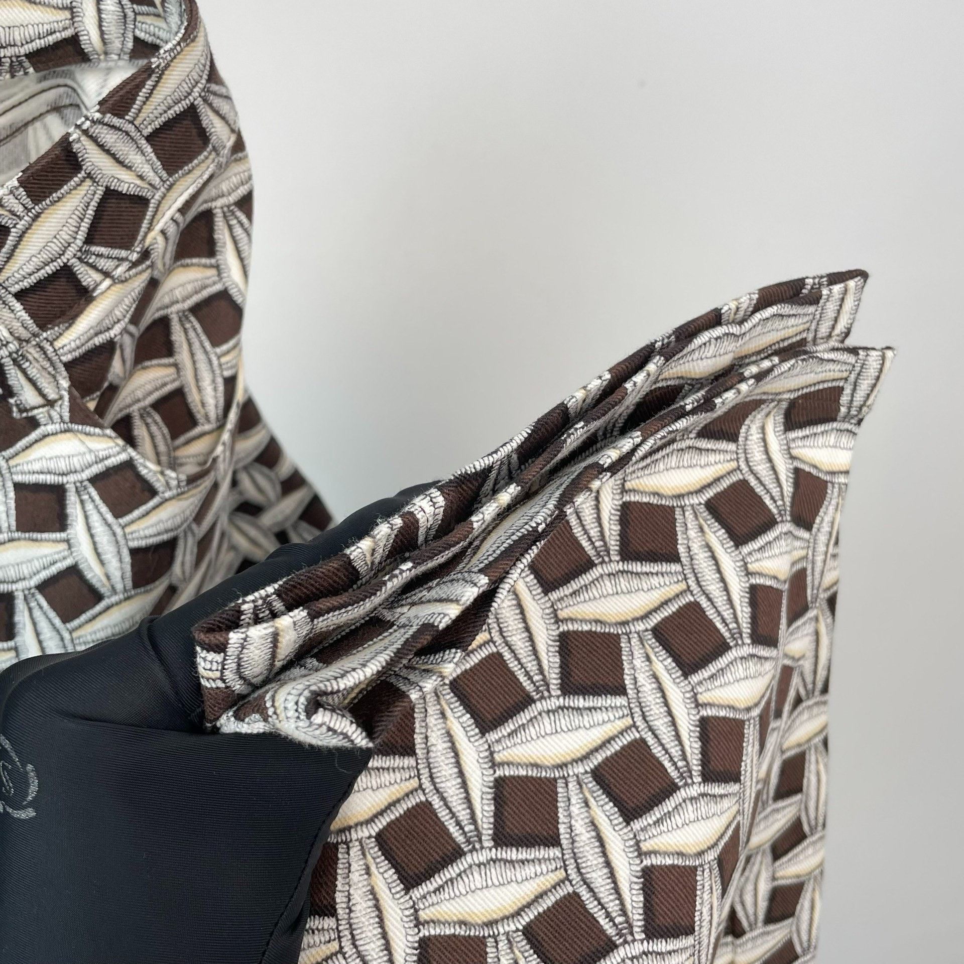 Louis Vuitton Louis Vuitton Pants 34 Women Size 34" / US 12 / IT 48 - 5 Thumbnail